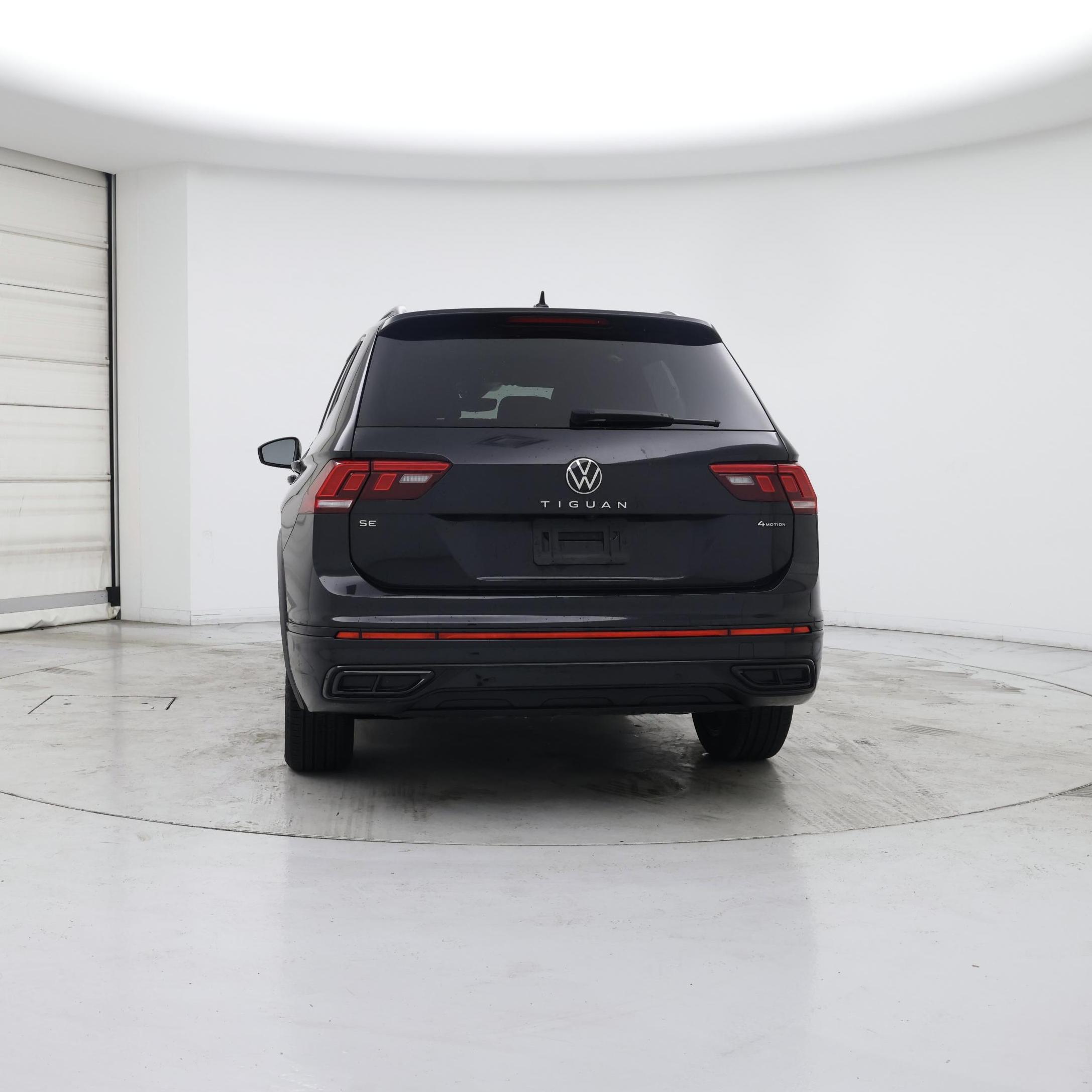 Thumbnail: 2022 Volkswagen Tiguan - 6