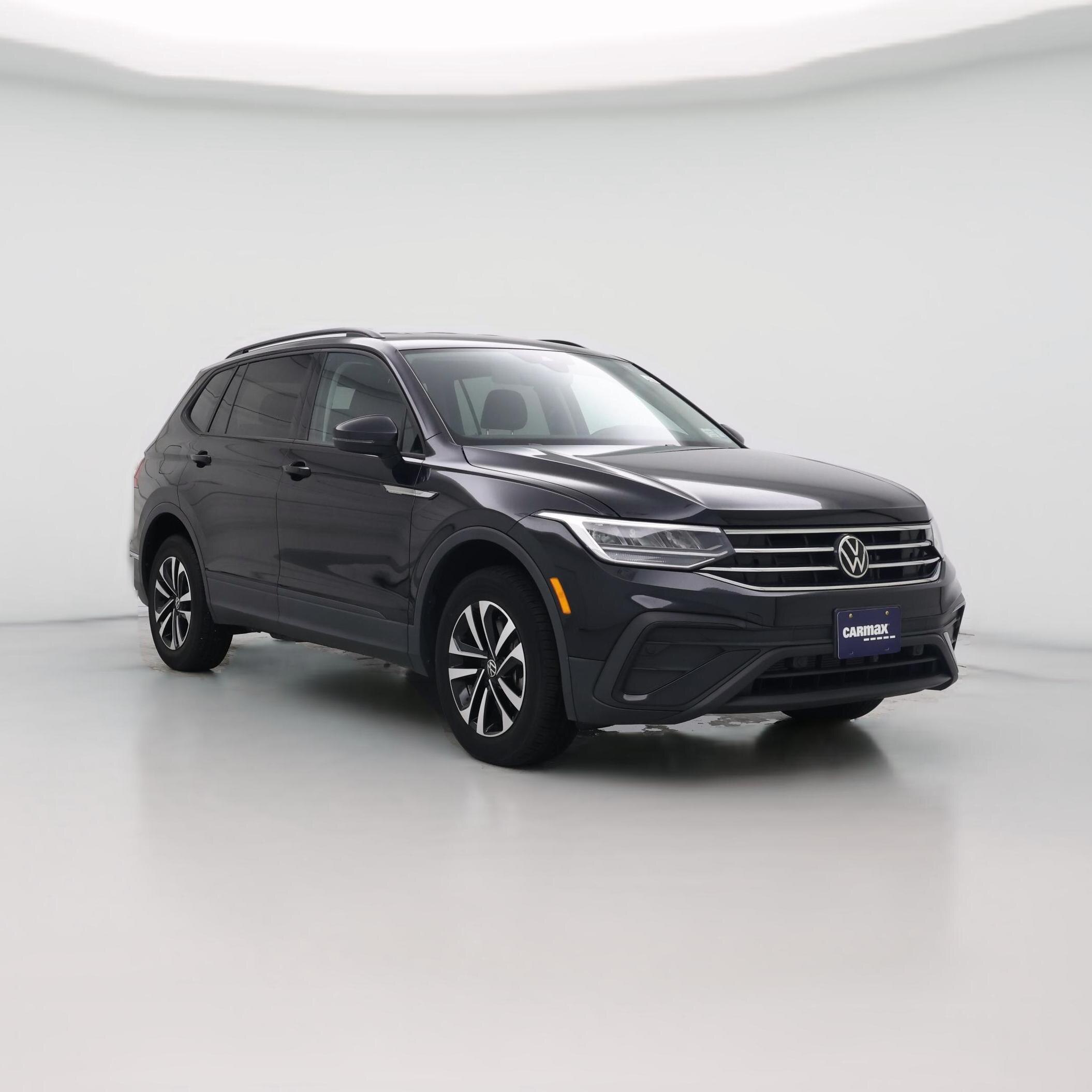 Thumbnail: 2022 Volkswagen Tiguan - 1