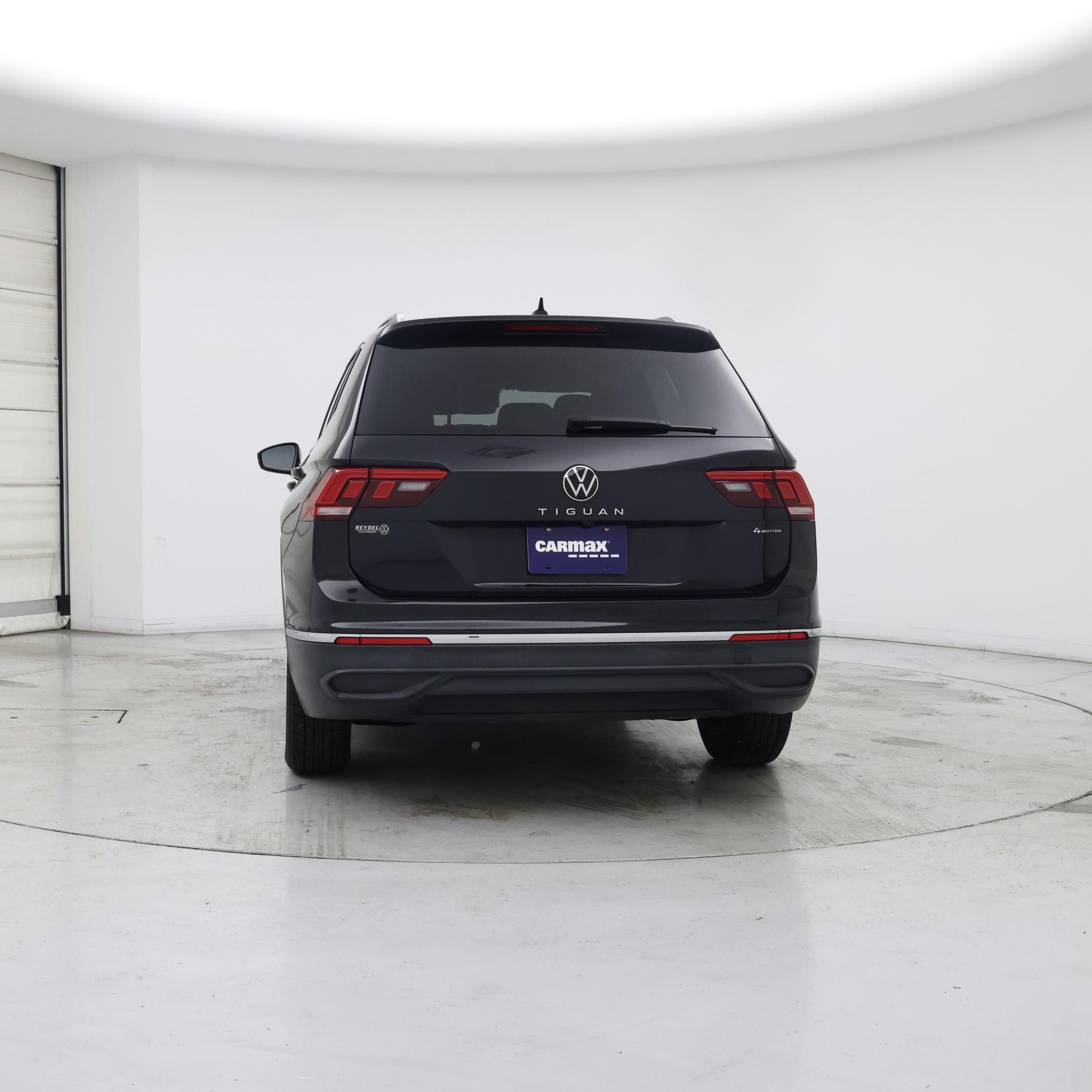 Thumbnail: 2022 Volkswagen Tiguan - 6