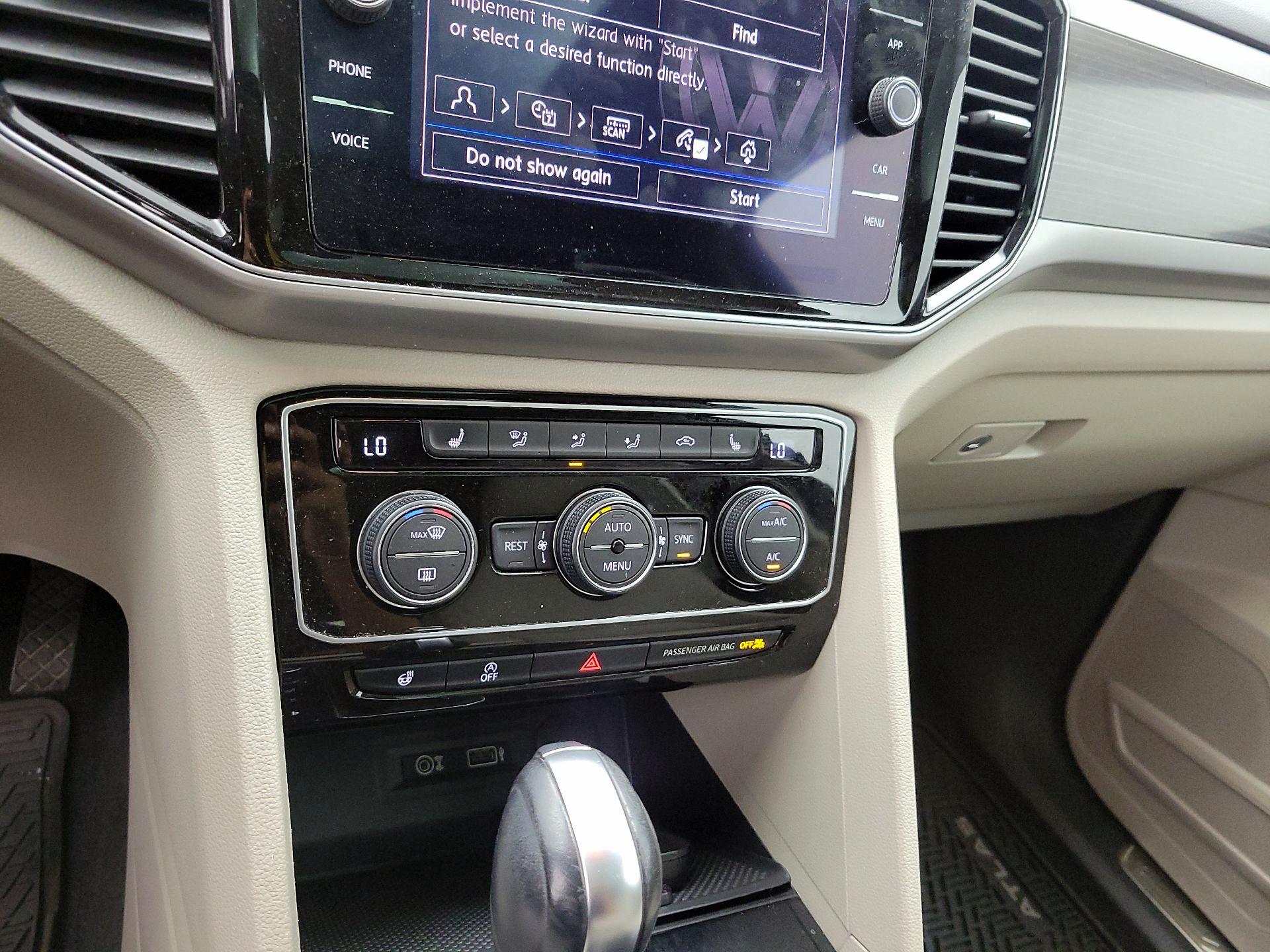 Thumbnail: 2019 Volkswagen Atlas - 16