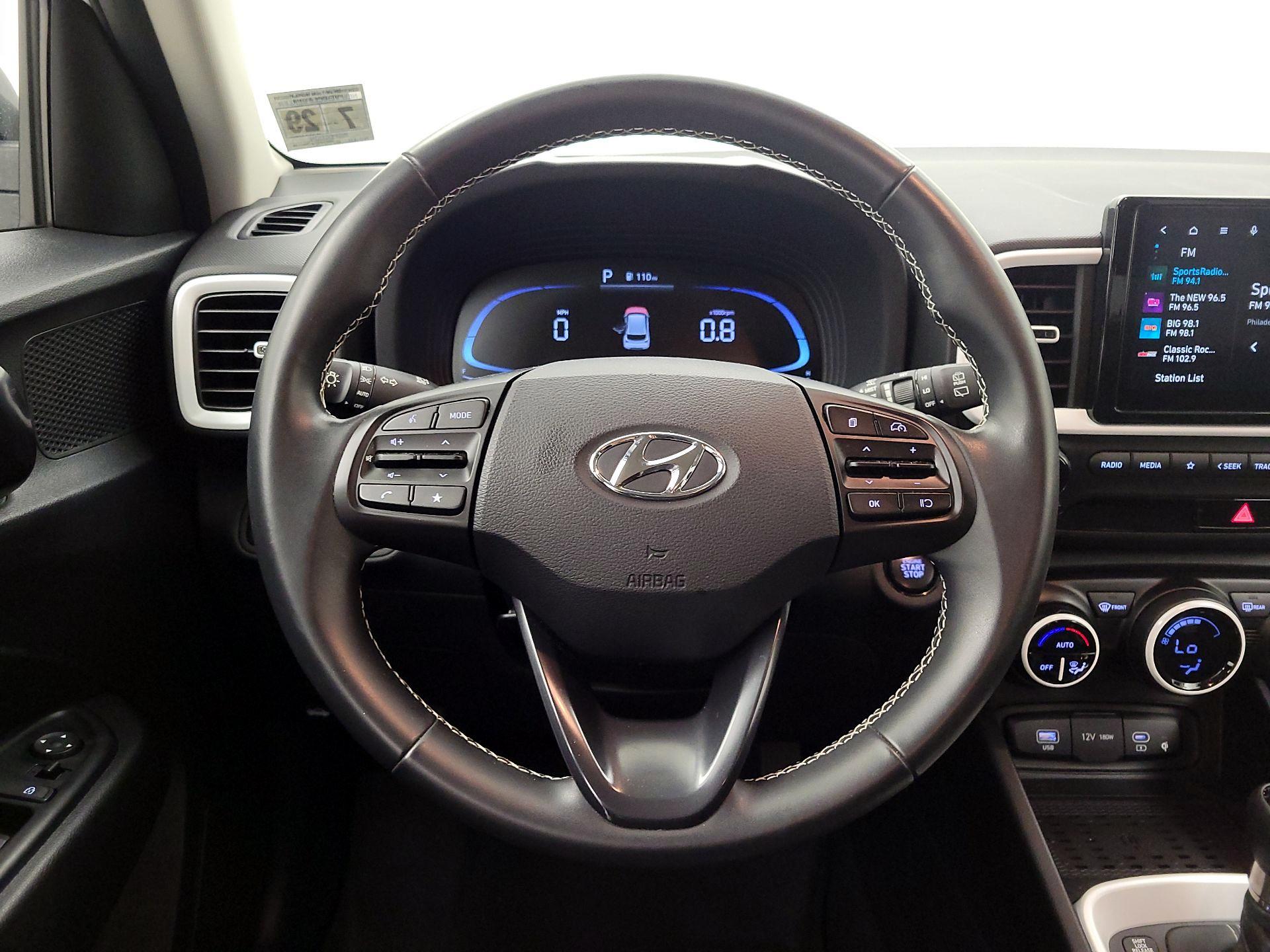 Thumbnail: 2024 Hyundai Venue - 10