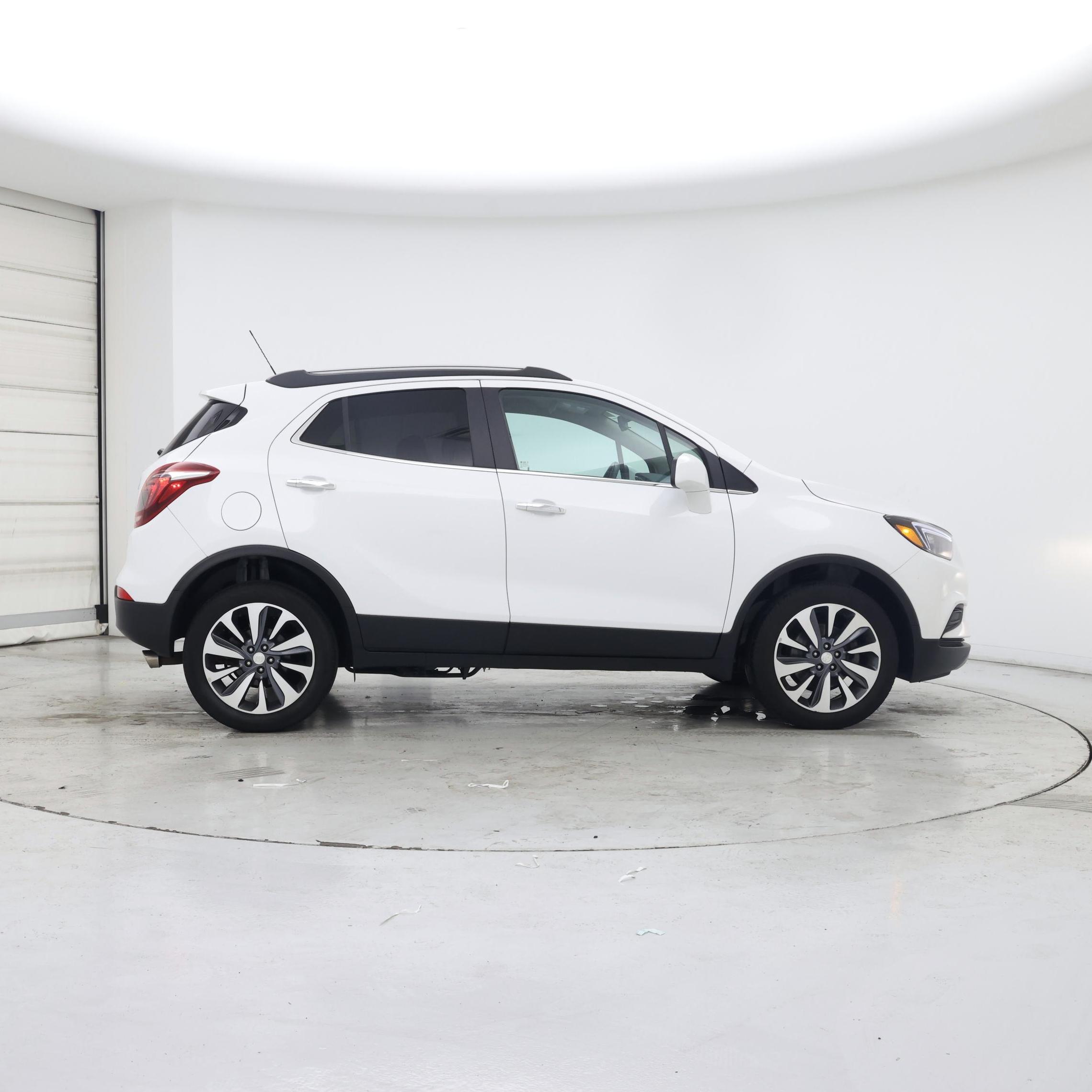 Thumbnail: 2022 Buick Encore - 7