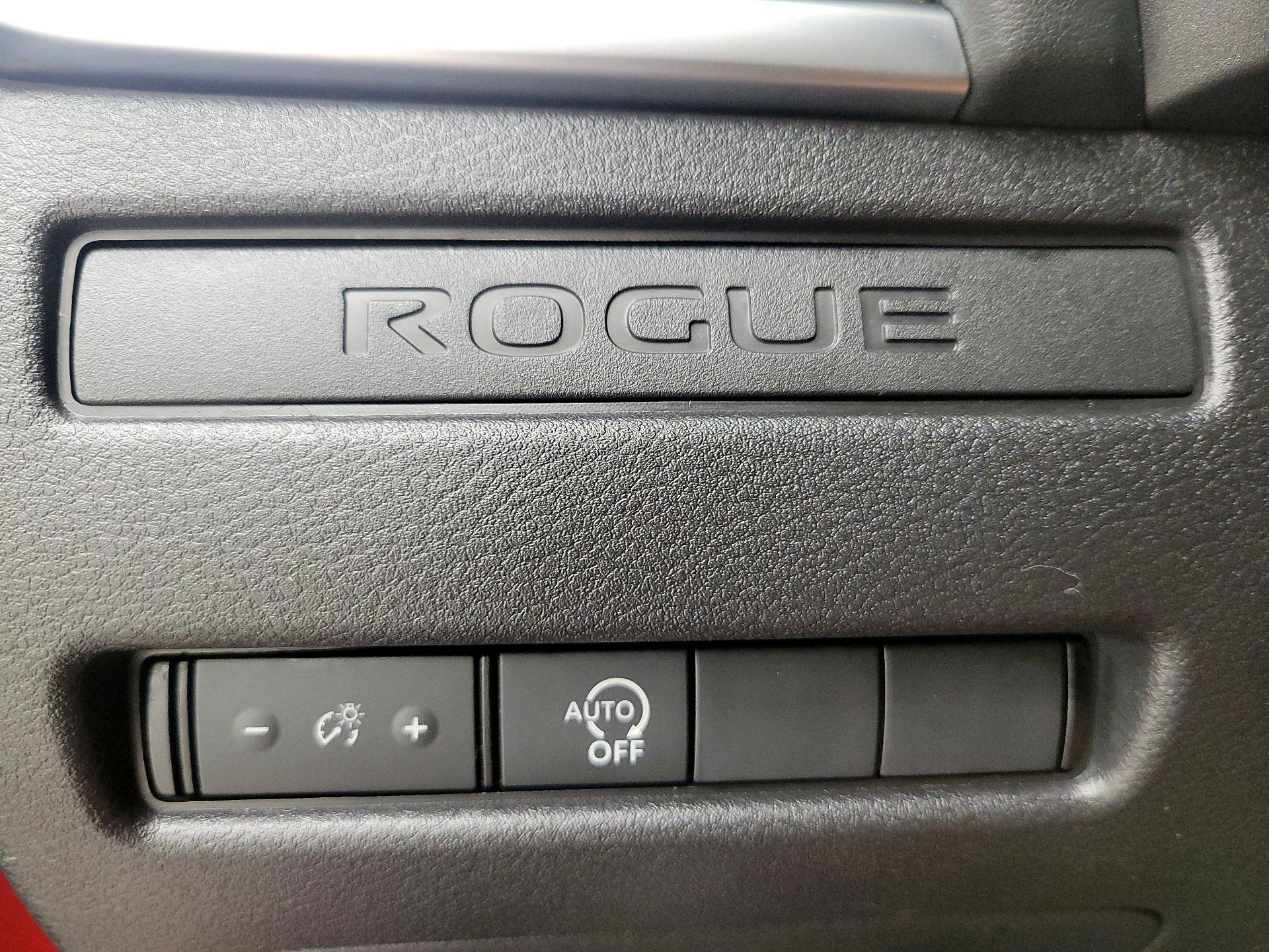 Thumbnail: 2023 Nissan Rogue - 13