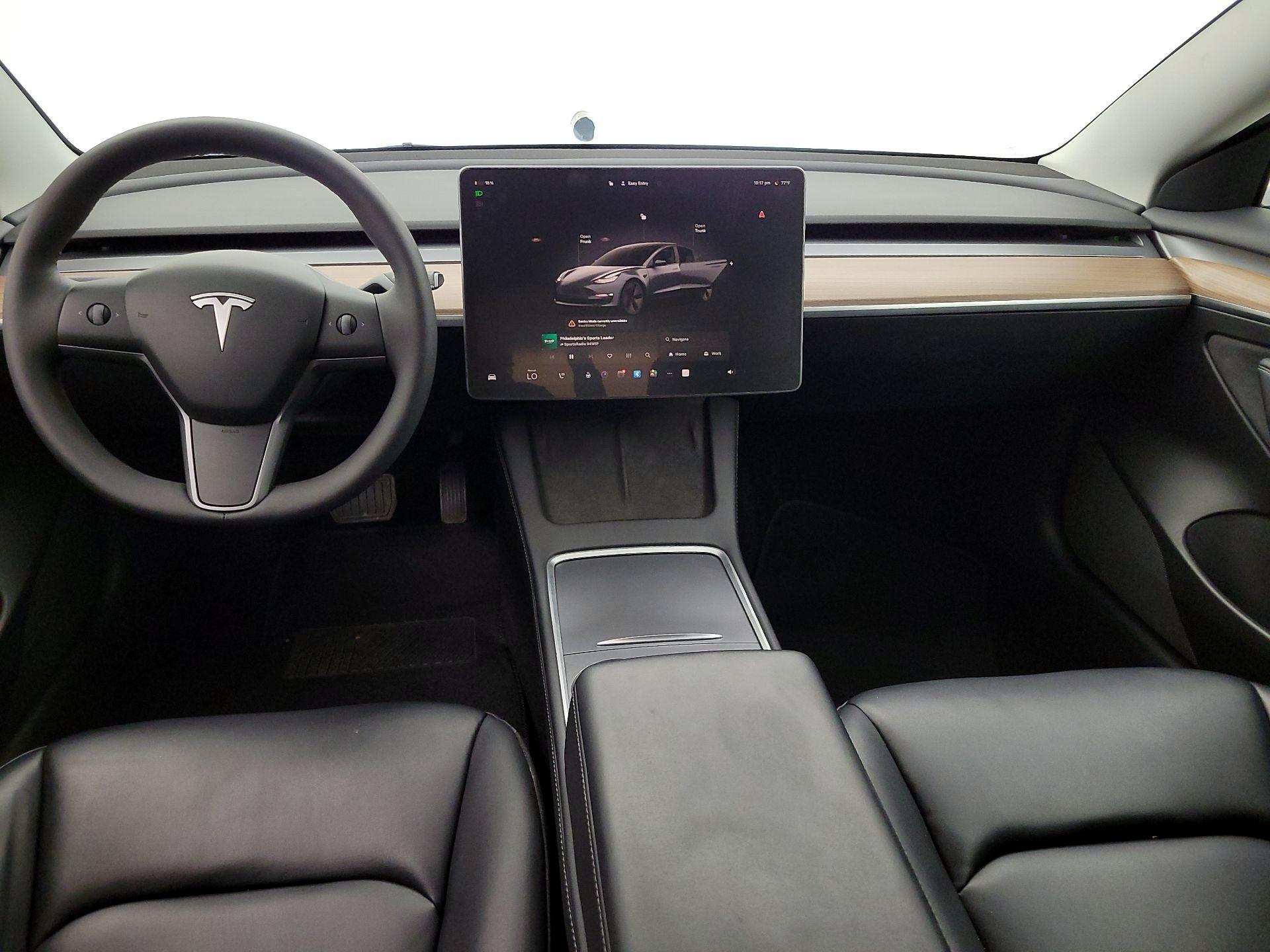 Thumbnail: 2022 Tesla Model 3 - 9