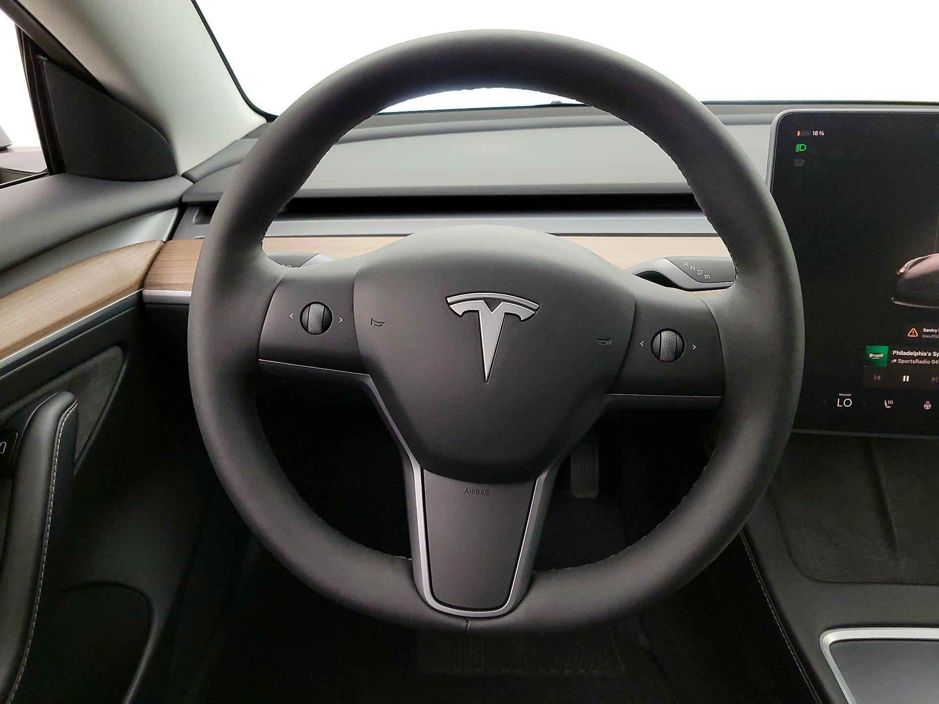 Thumbnail: 2022 Tesla Model 3 - 10