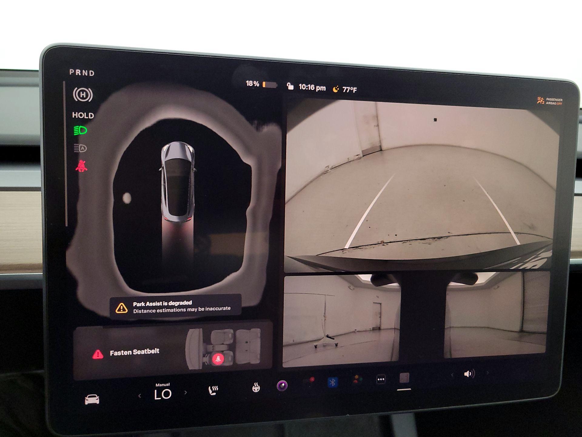 Thumbnail: 2022 Tesla Model 3 - 14