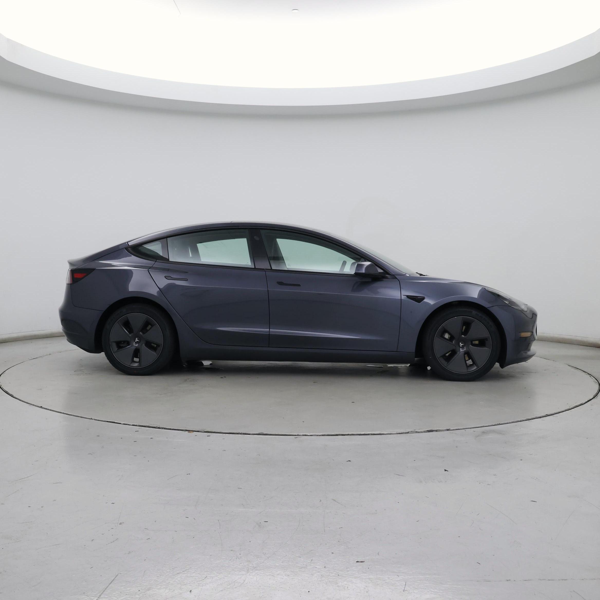 Thumbnail: 2022 Tesla Model 3 - 7