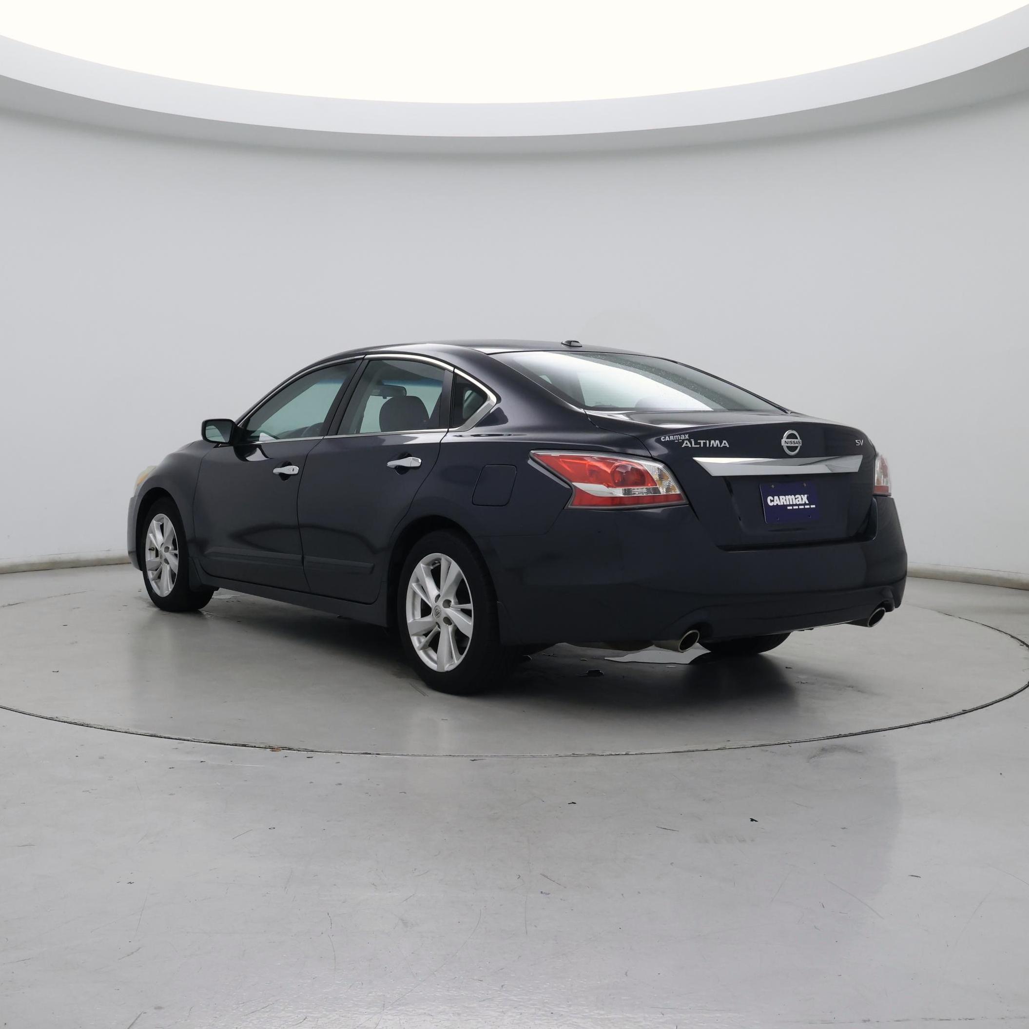 Thumbnail: 2015 Nissan Altima - 2