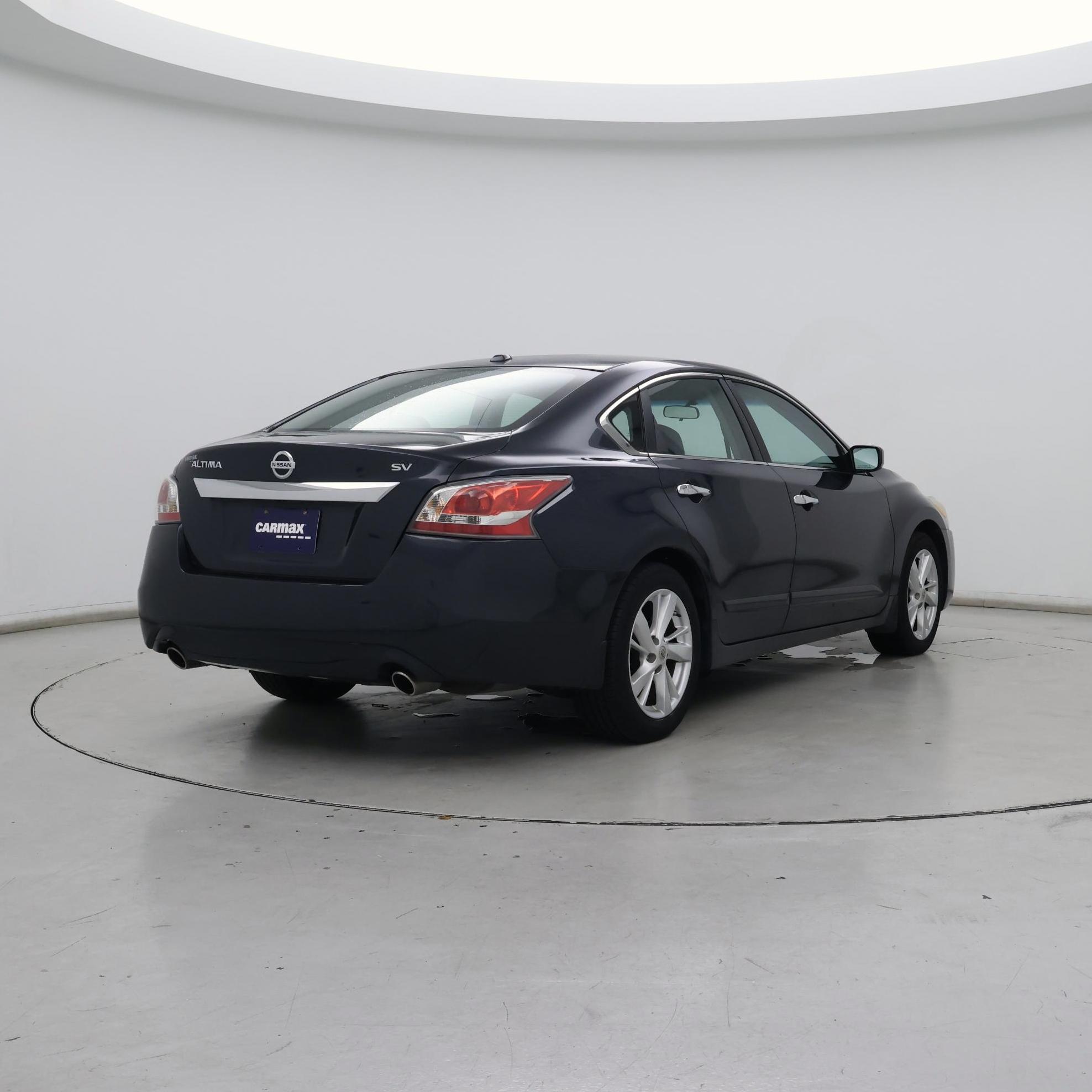 Thumbnail: 2015 Nissan Altima - 8