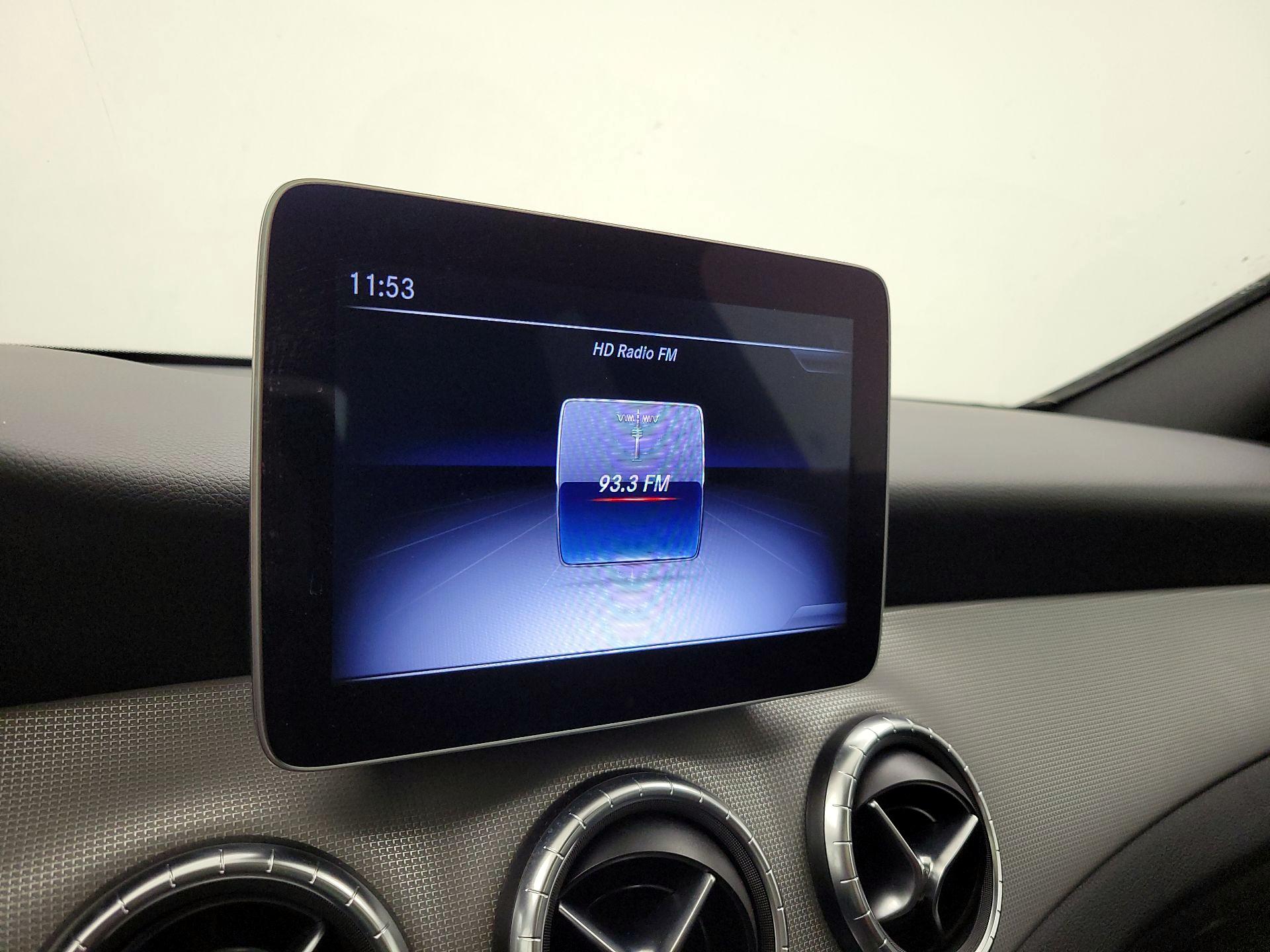 Thumbnail: 2019 Mercedes-Benz CLA - 15
