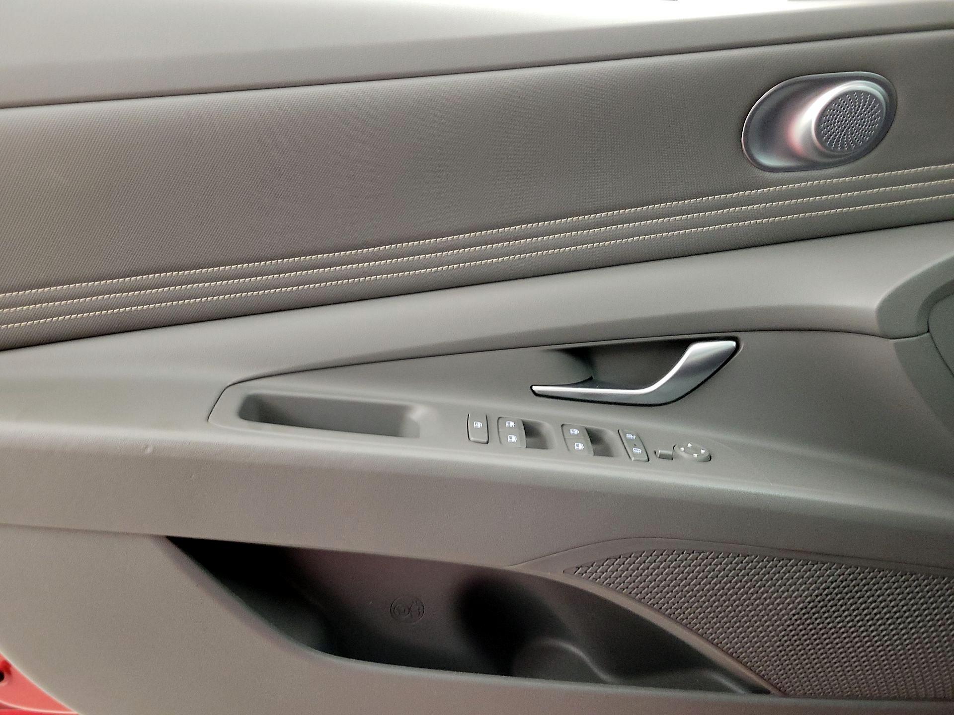 Thumbnail: 2023 Hyundai Elantra - 12