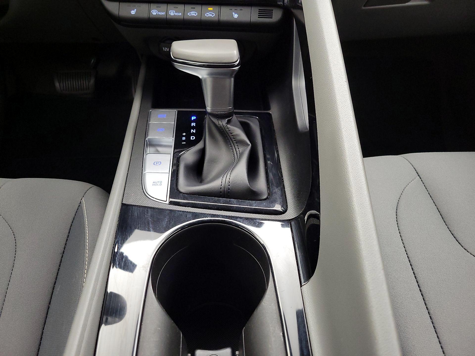 Thumbnail: 2023 Hyundai Elantra - 18
