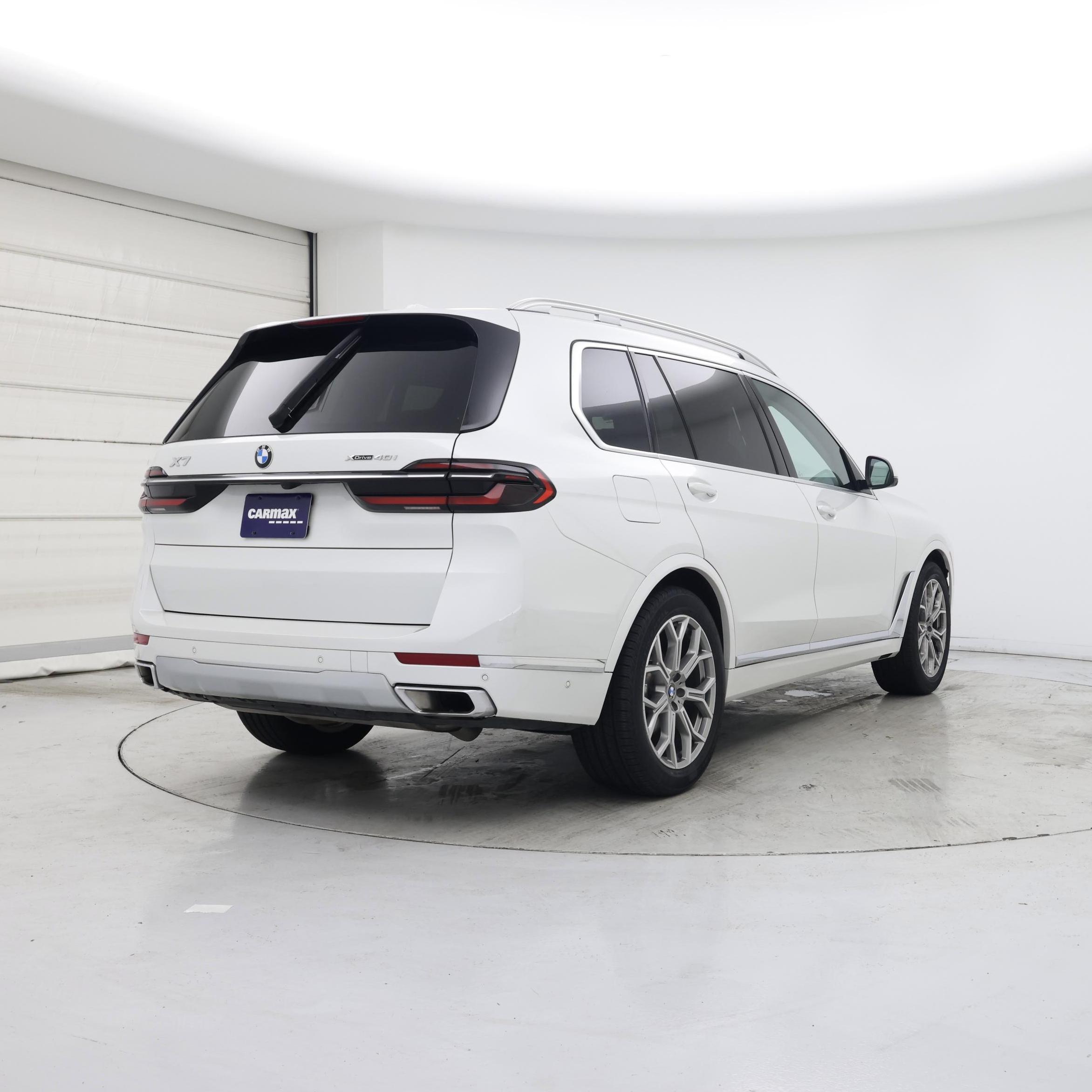 Thumbnail: 2023 BMW X7 - 8
