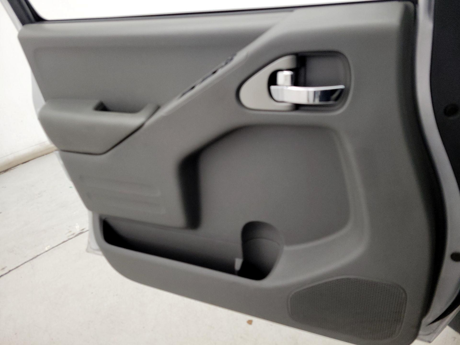 Thumbnail: 2016 Nissan Frontier - 12