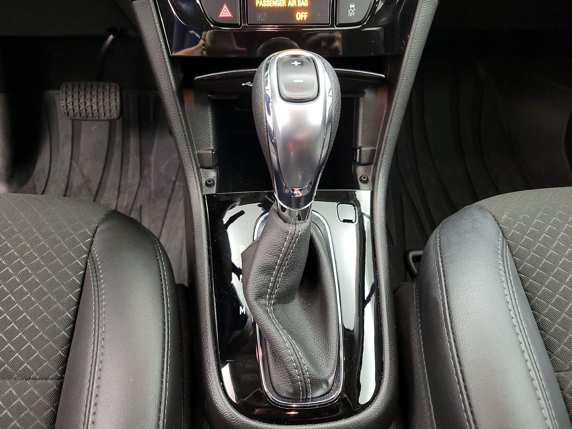 Thumbnail: 2020 Buick Encore - 17