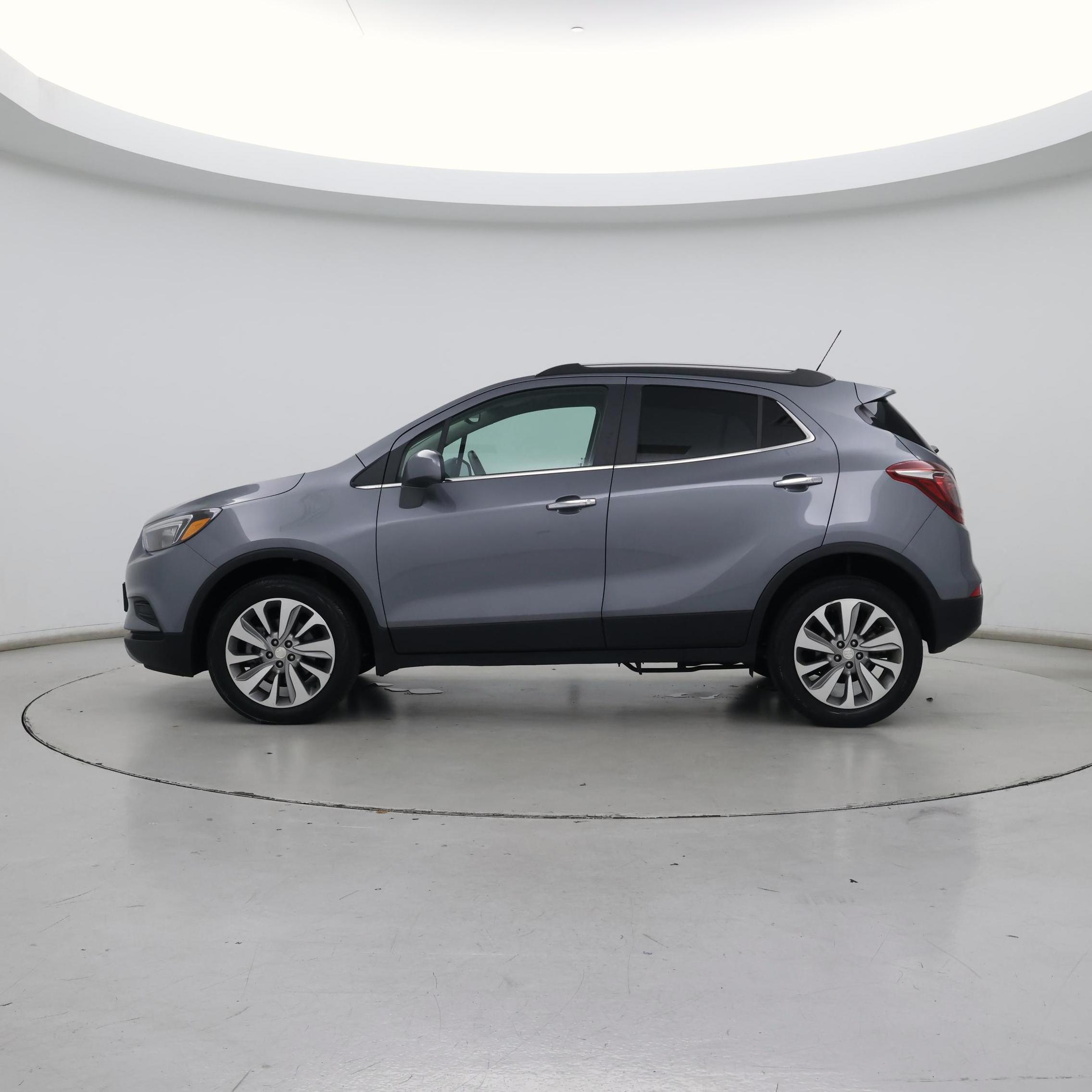 Thumbnail: 2020 Buick Encore - 3