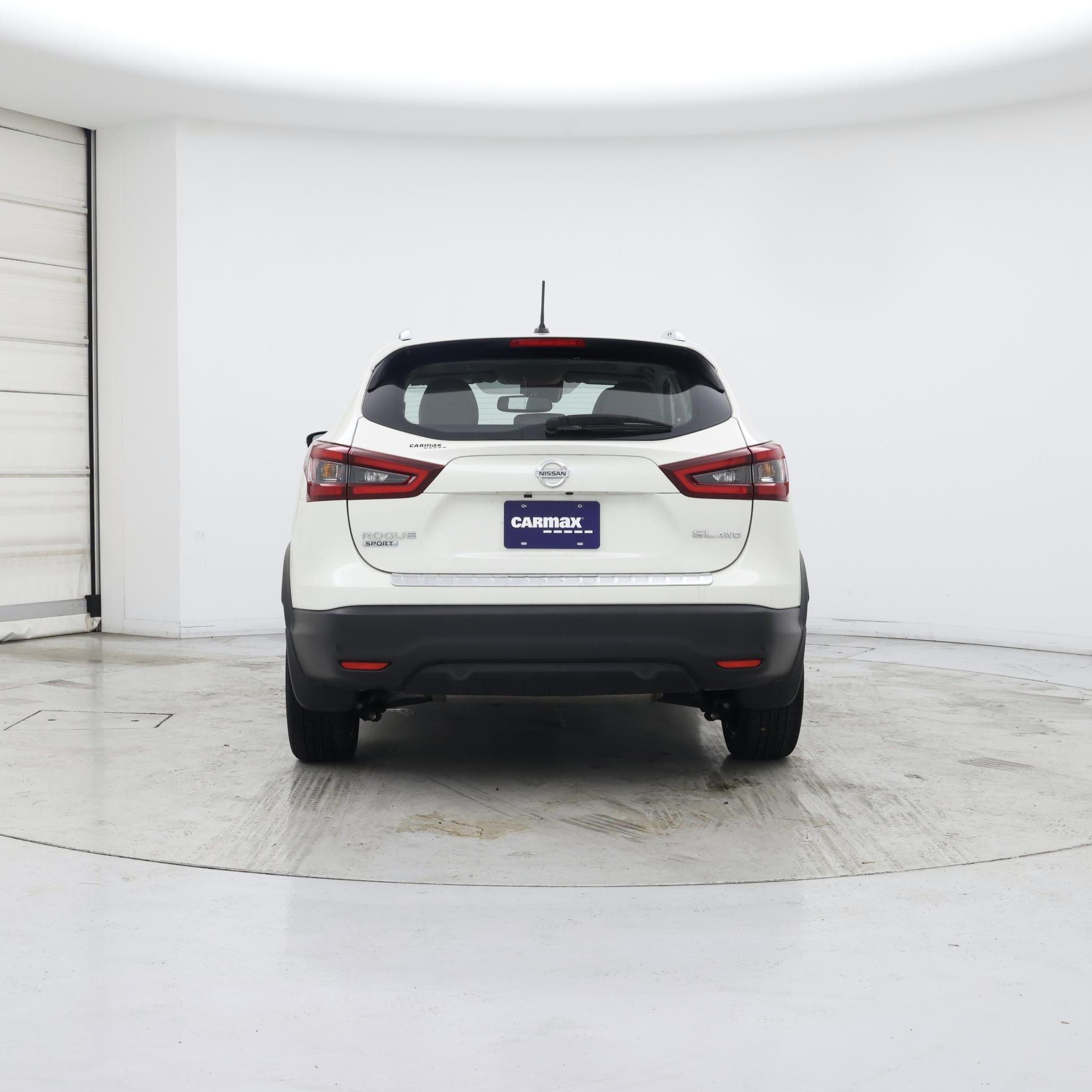 Thumbnail: 2022 Nissan Rogue Sport - 6
