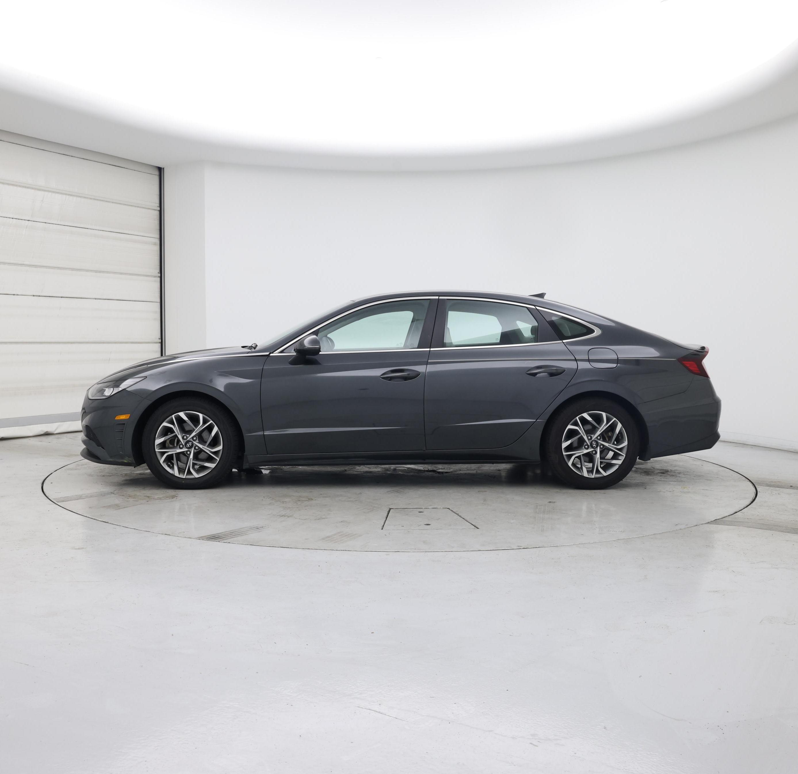 Thumbnail: 2023 Hyundai Sonata - 3