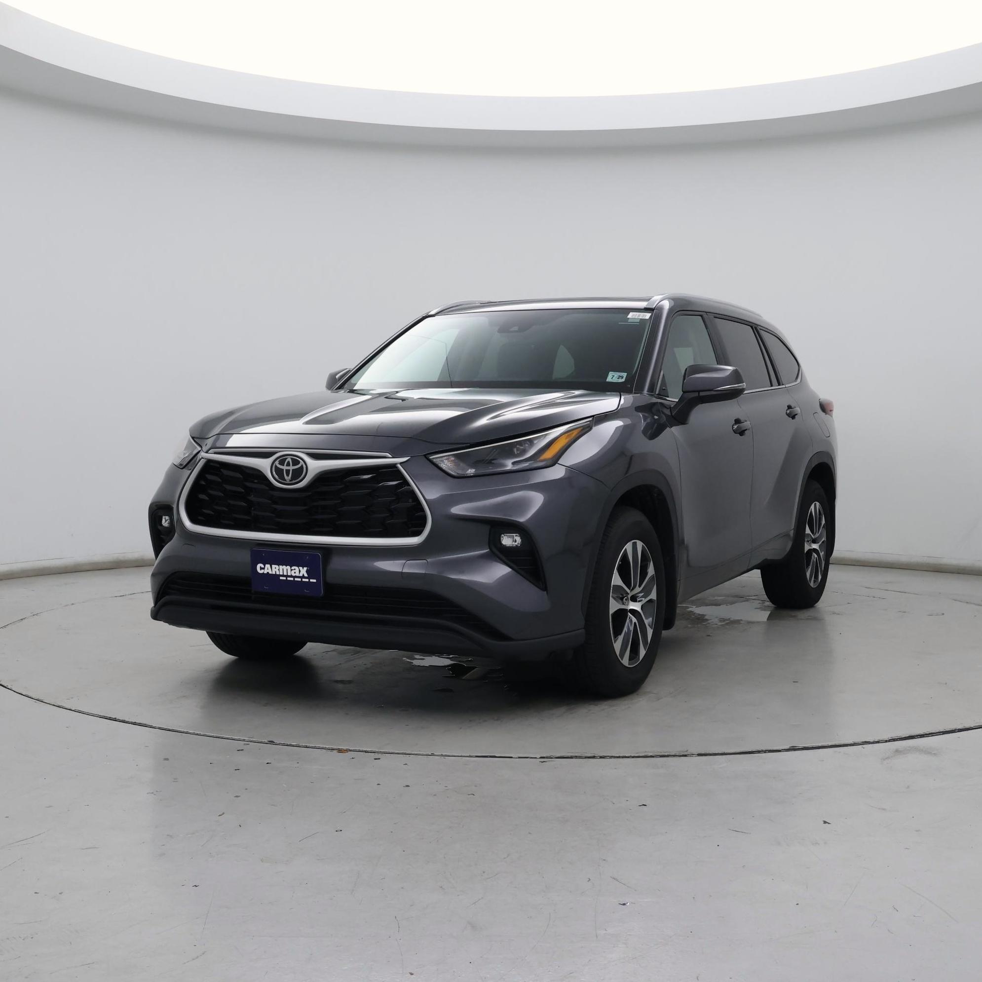 Thumbnail: 2024 Toyota Highlander - 4