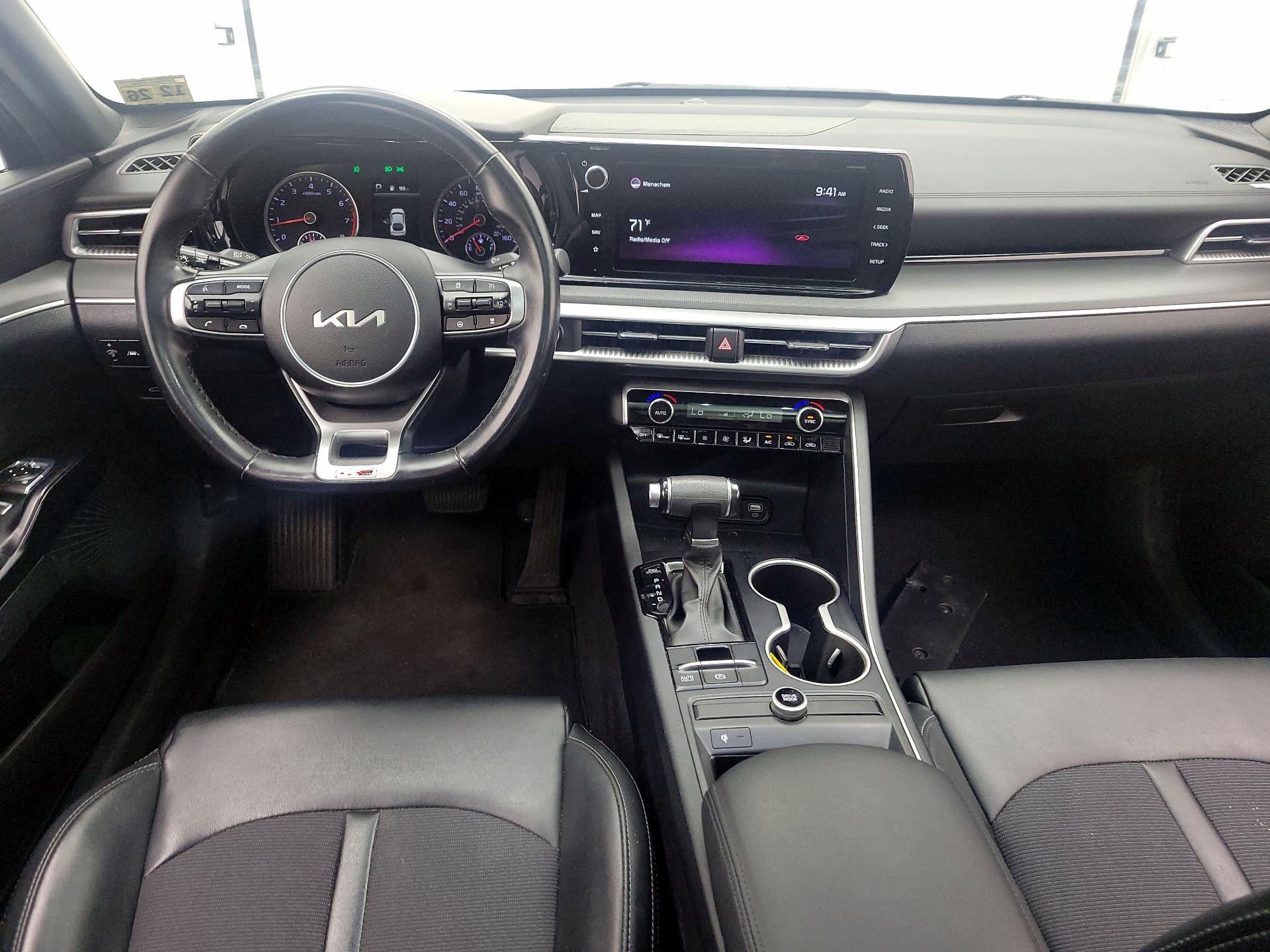 Thumbnail: 2022 Kia K5 - 9