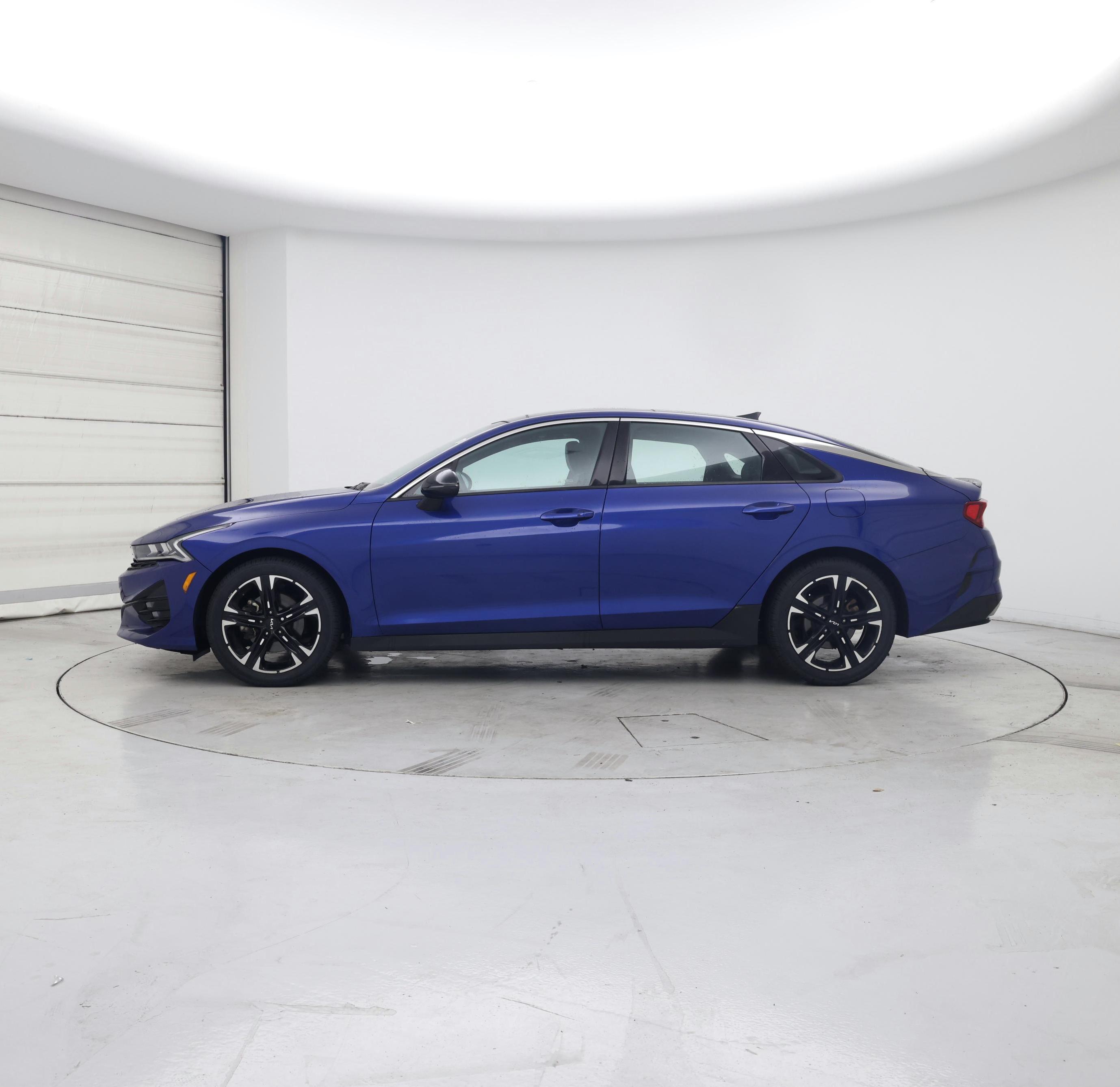 Thumbnail: 2022 Kia K5 - 3
