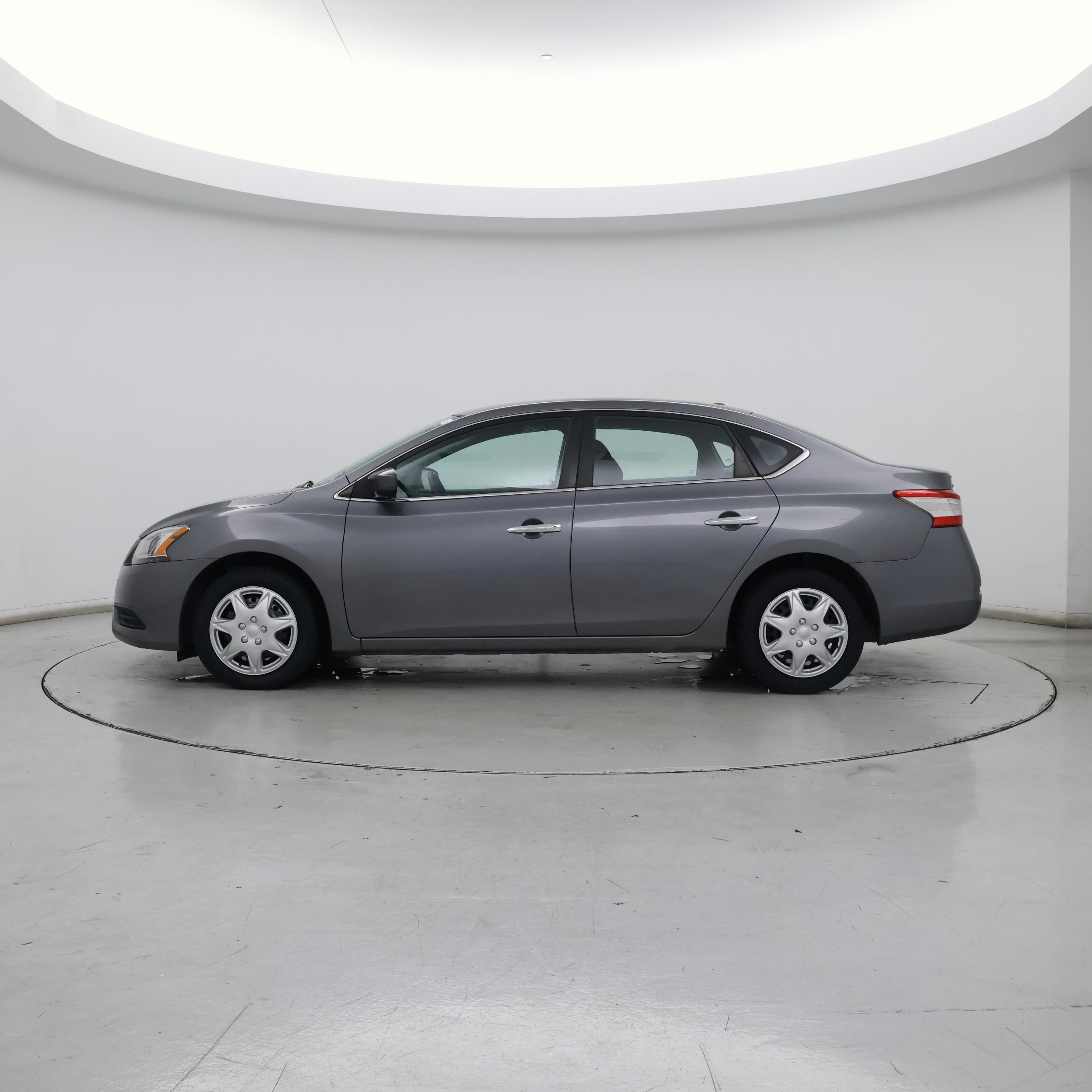 Thumbnail: 2015 Nissan Sentra - 3