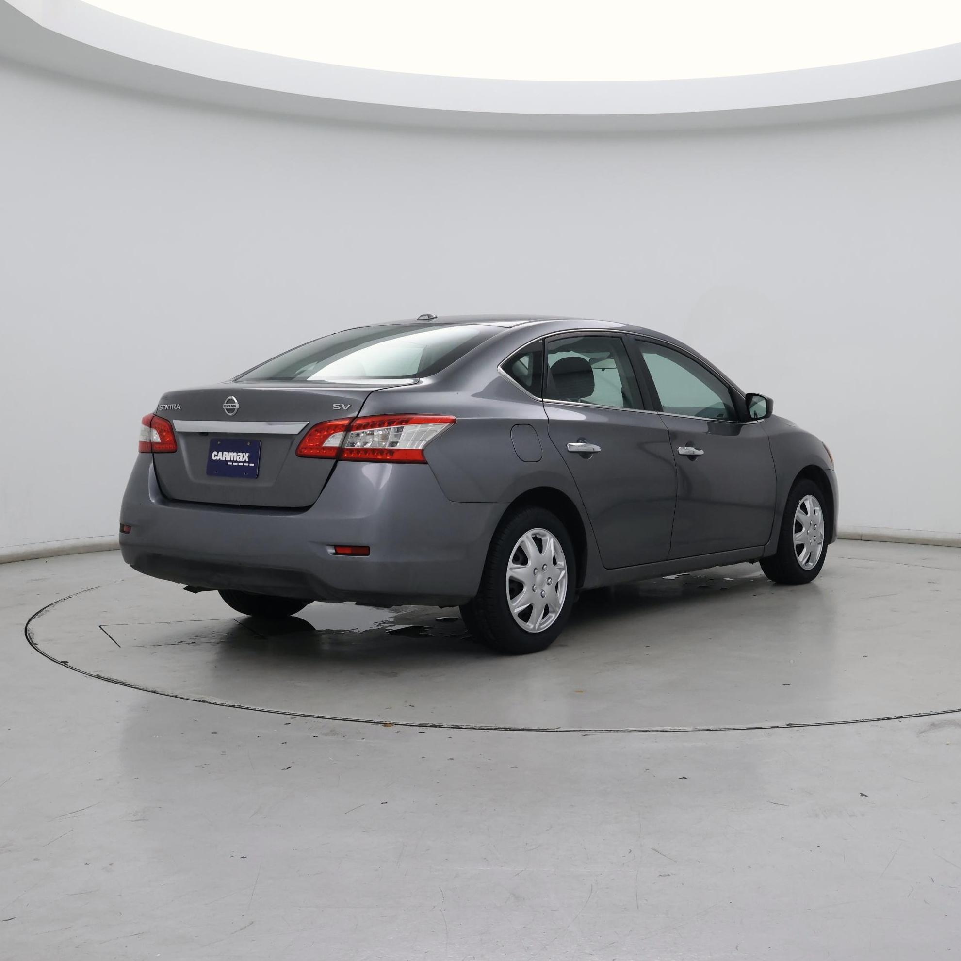 Thumbnail: 2015 Nissan Sentra - 8