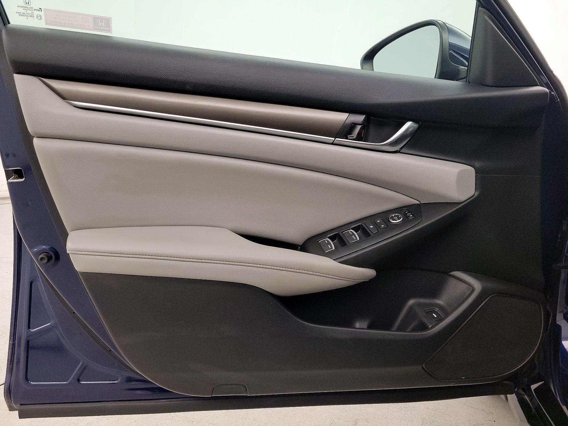 Thumbnail: 2019 Honda Accord - 12