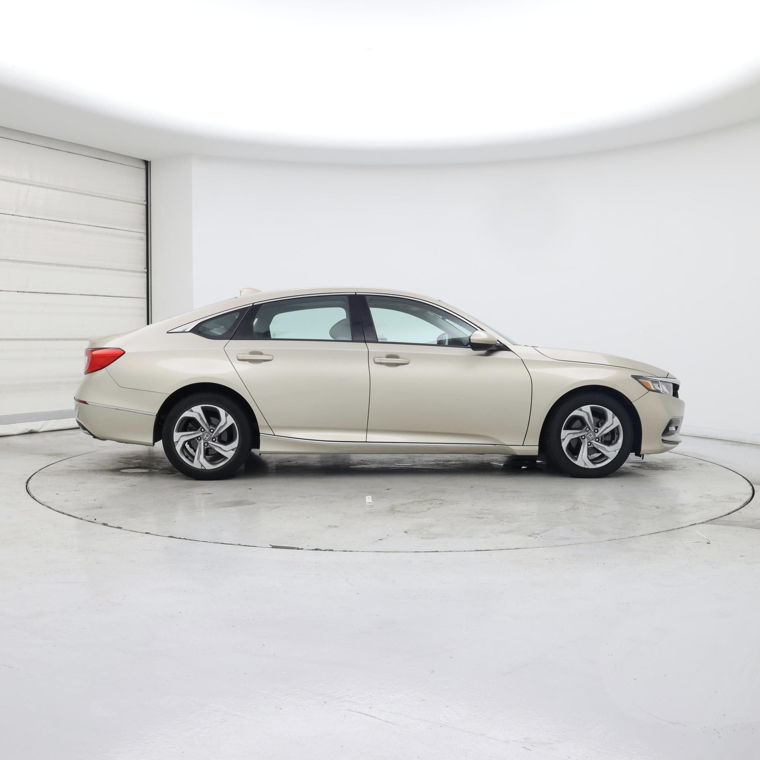 Thumbnail: 2019 Honda Accord - 7
