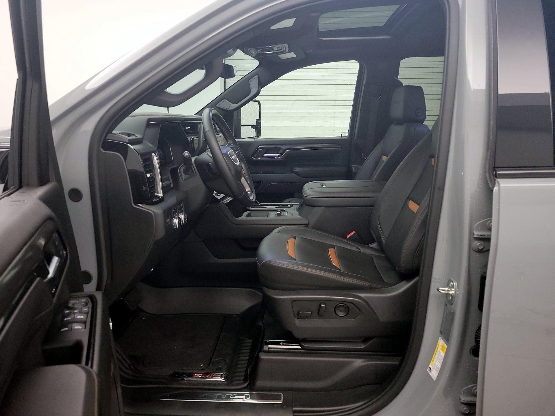 Thumbnail: 2024 GMC Sierra 2500 - 11