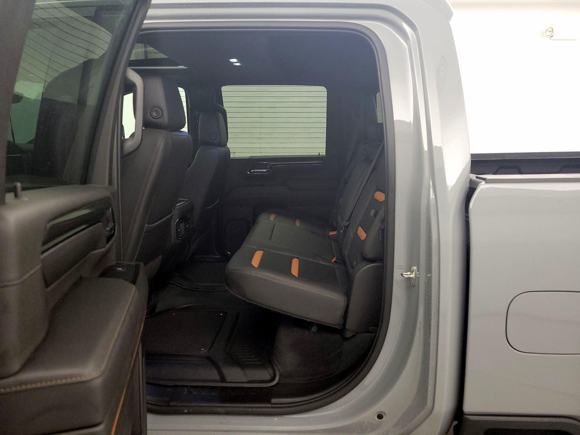 Thumbnail: 2024 GMC Sierra 2500 - 20