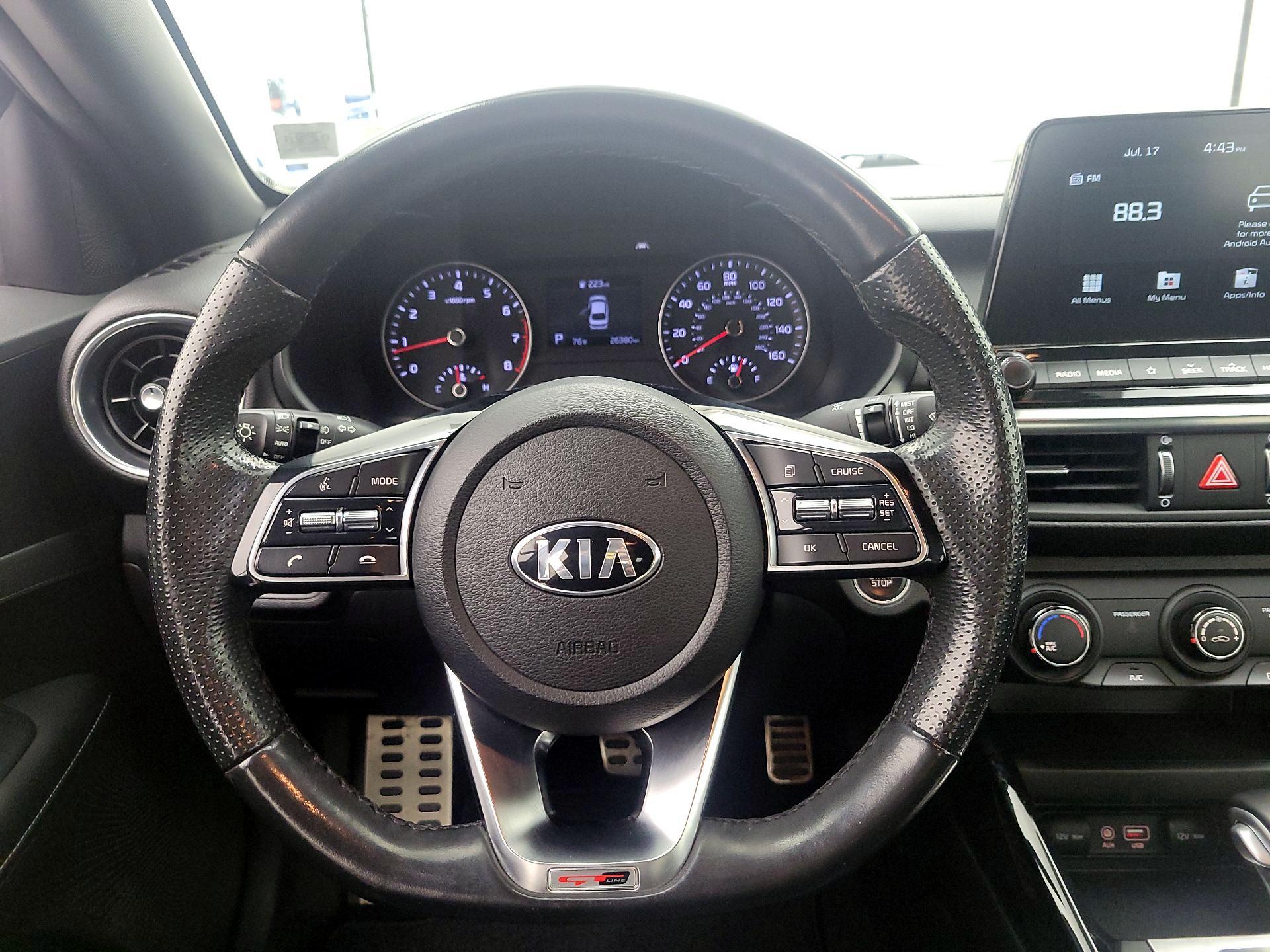 Thumbnail: 2021 Kia Forte - 10