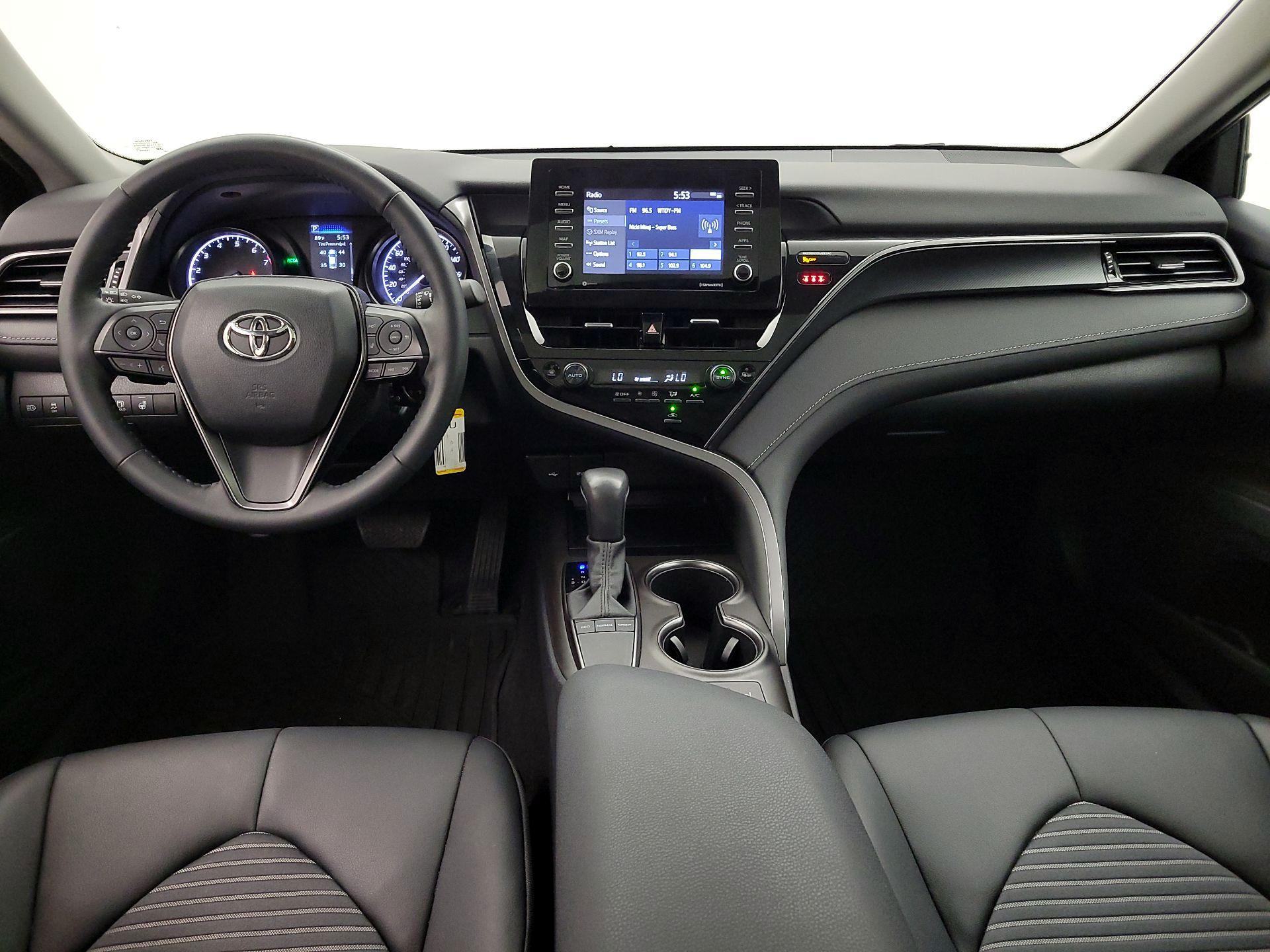 Thumbnail: 2022 Toyota Camry - 9