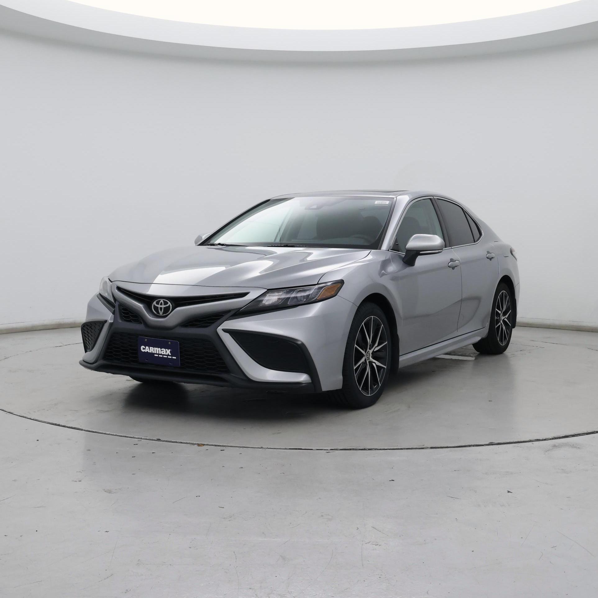 Thumbnail: 2022 Toyota Camry - 4