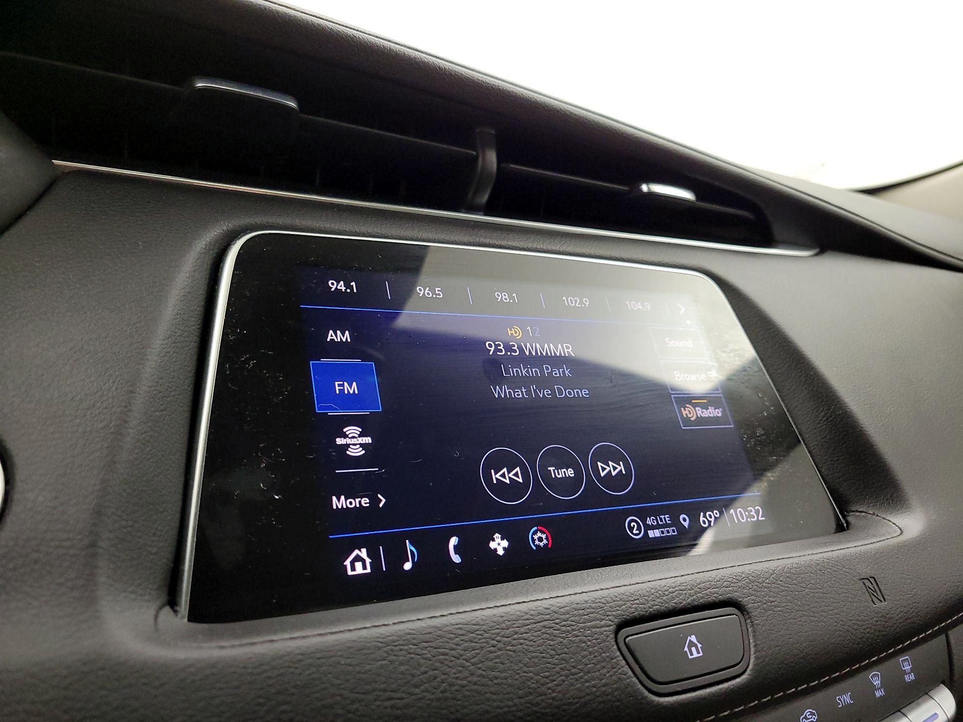 Thumbnail: 2021 Cadillac XT4 - 15