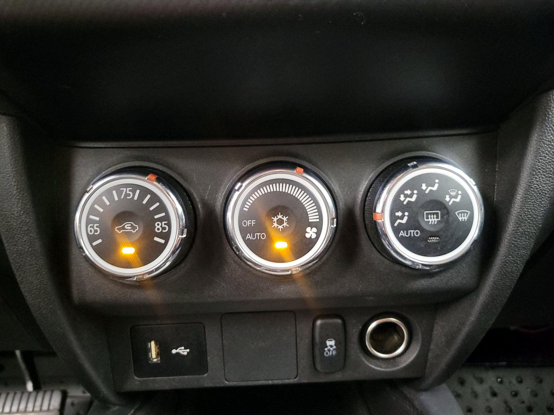Thumbnail: 2019 Mitsubishi Outlander Sport - 15