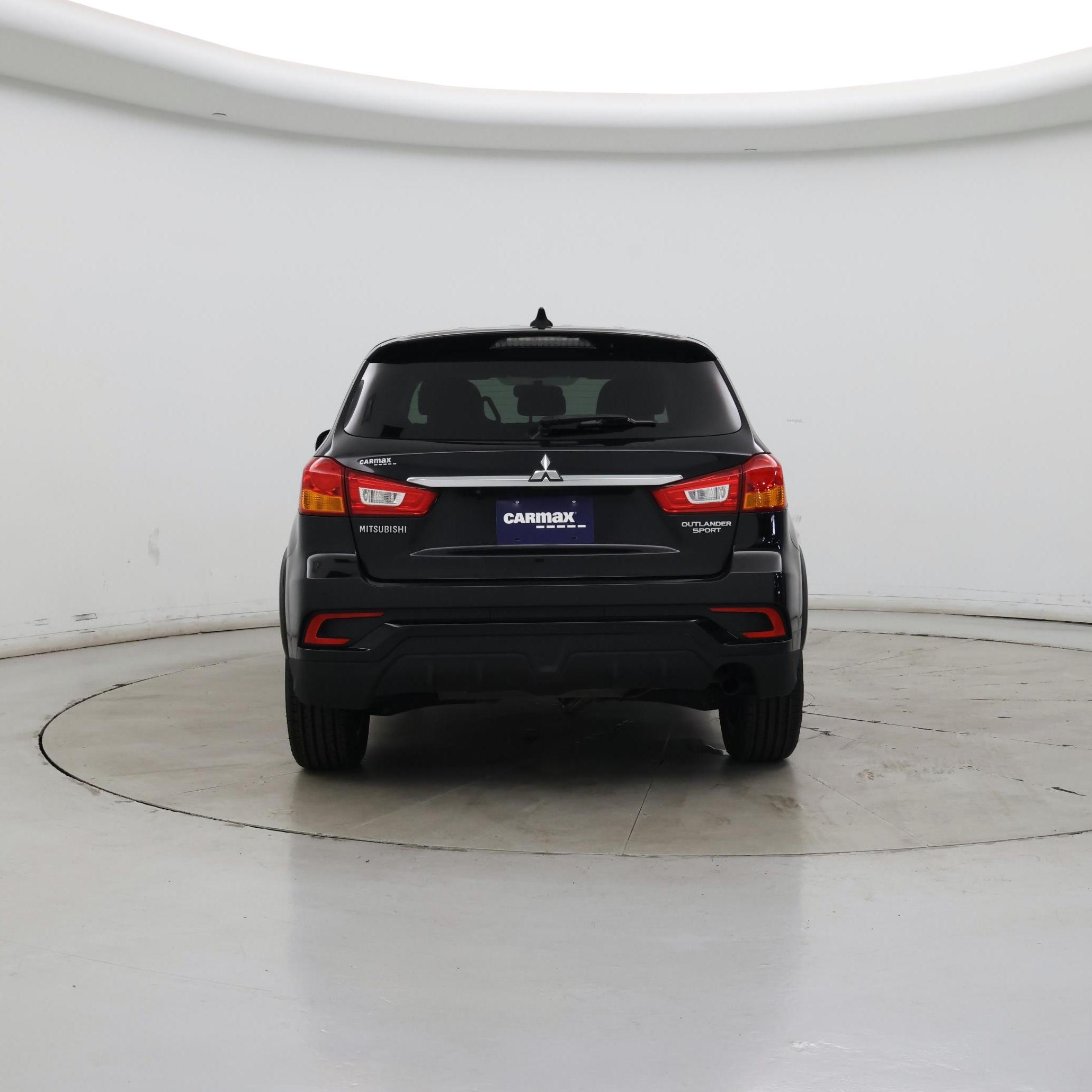 Thumbnail: 2019 Mitsubishi Outlander Sport - 6