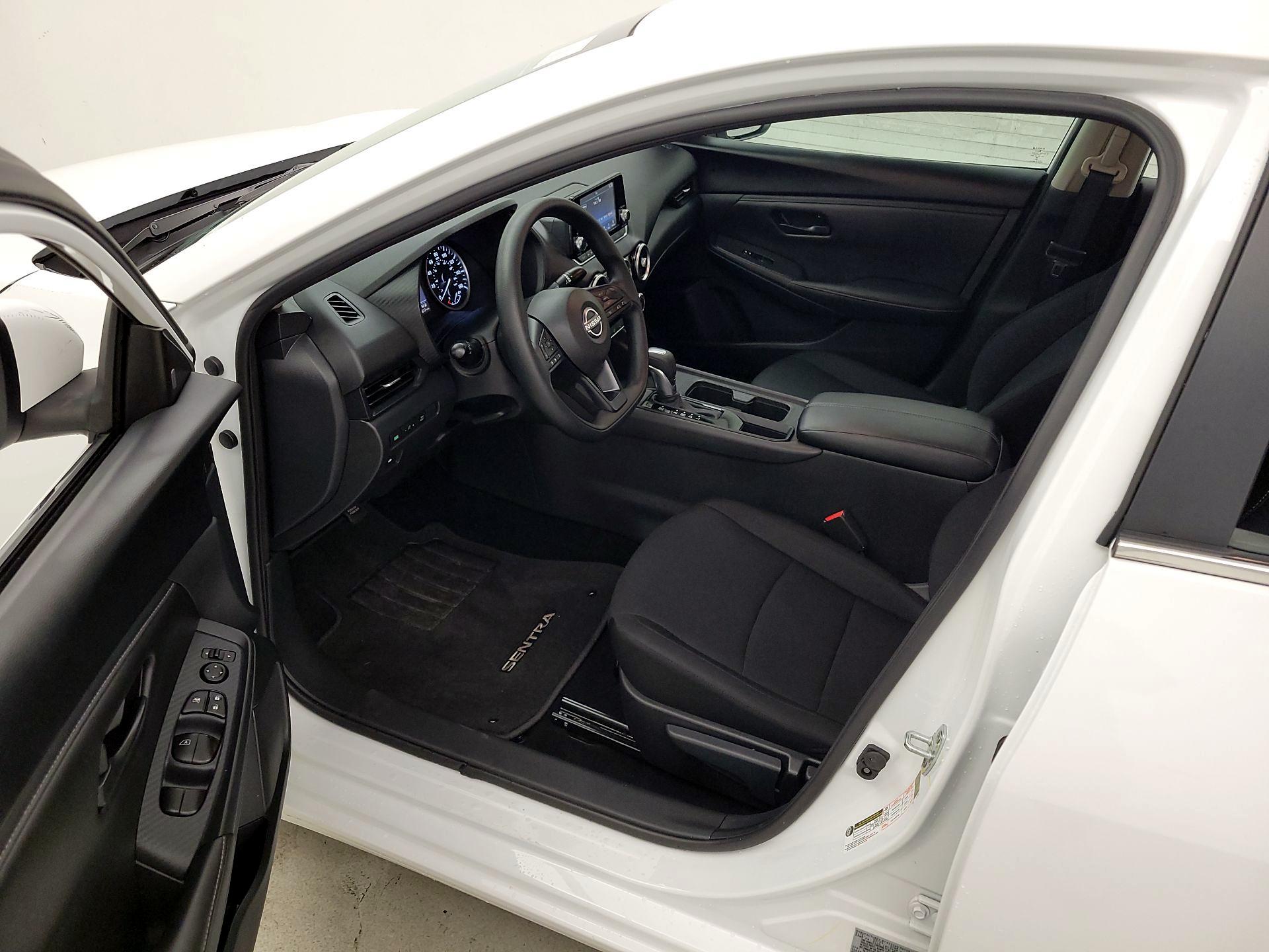 Thumbnail: 2024 Nissan Sentra - 11