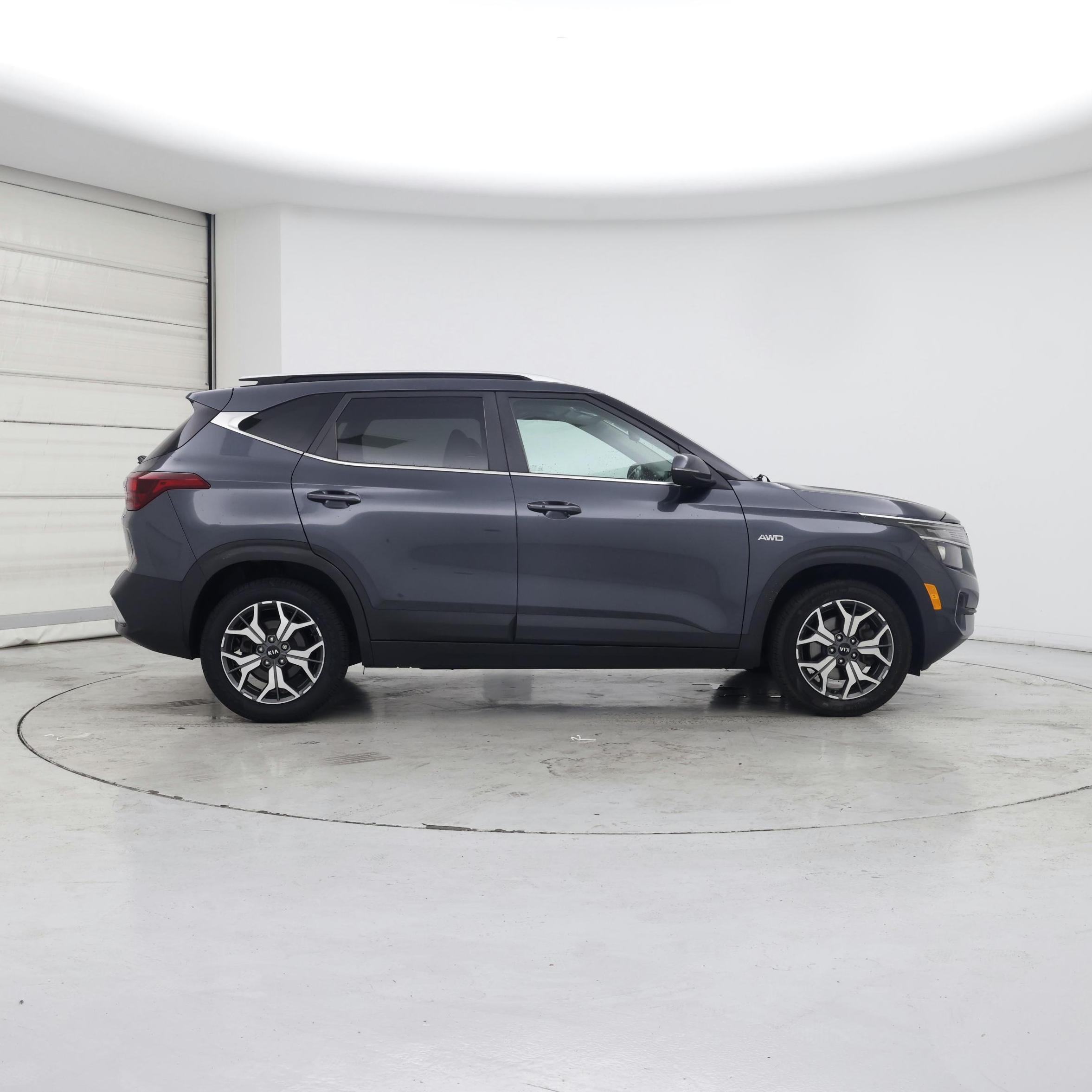 Thumbnail: 2021 Kia Seltos - 7