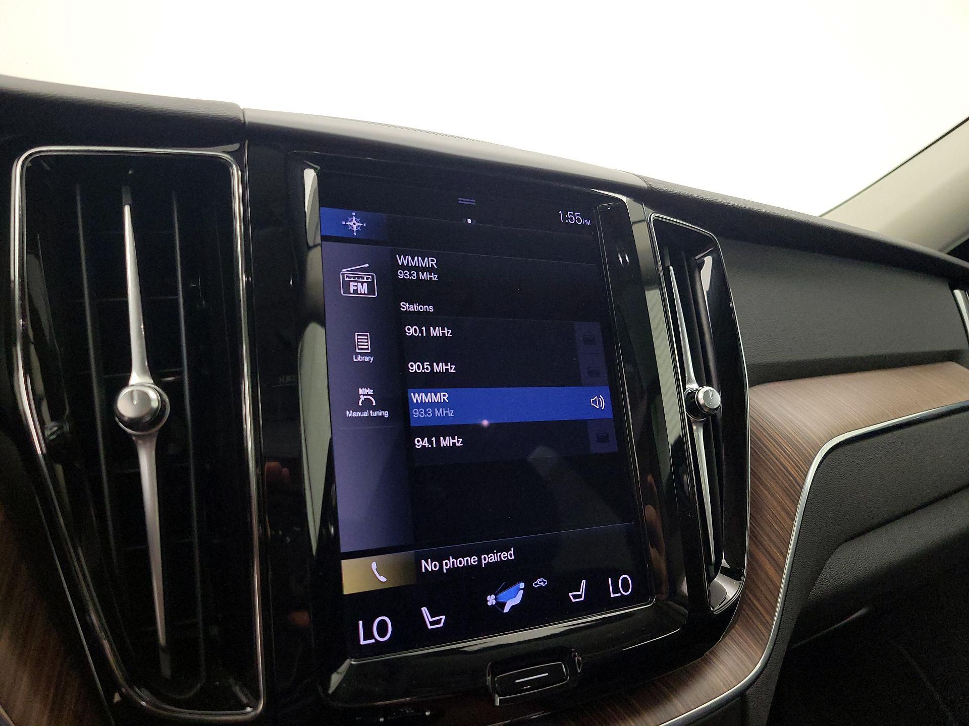 Thumbnail: 2021 Volvo XC60 - 16