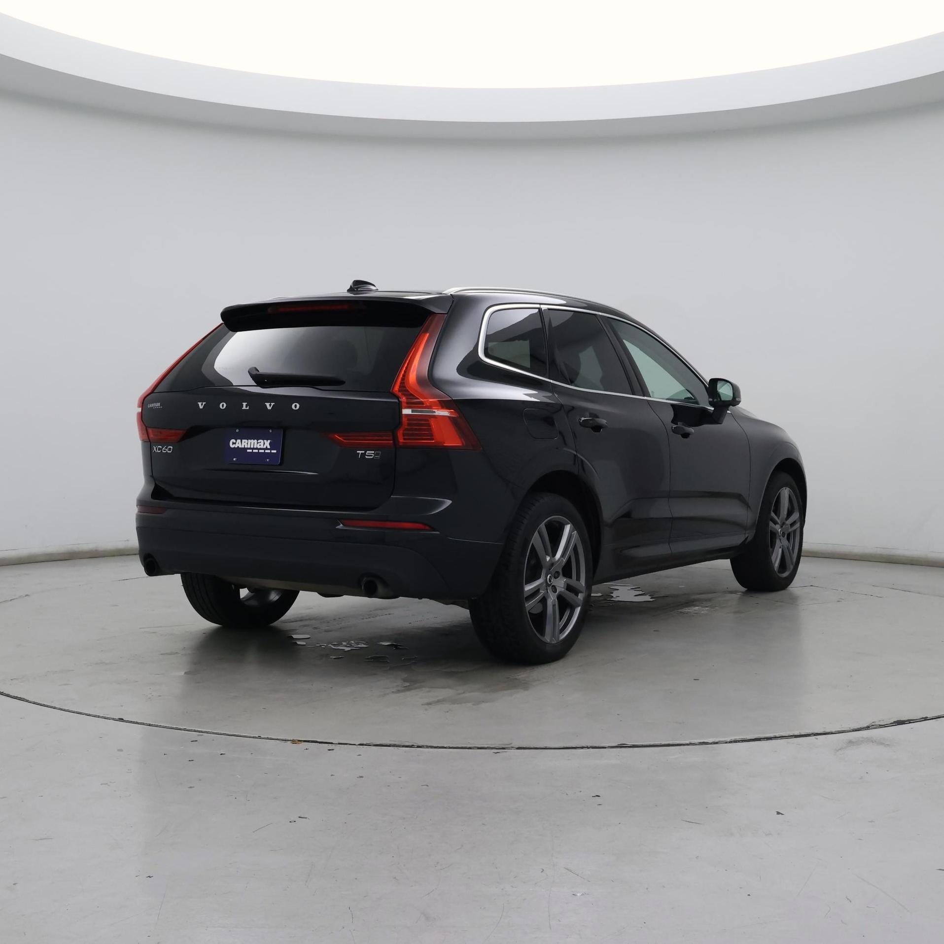 Thumbnail: 2021 Volvo XC60 - 8