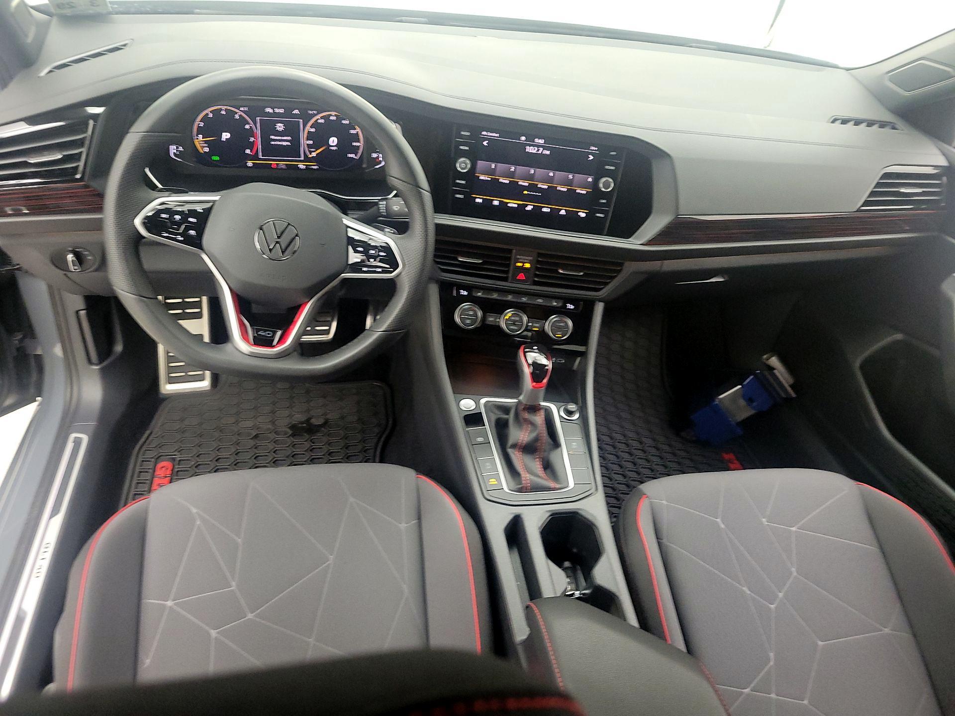 Thumbnail: 2024 Volkswagen Jetta - 9