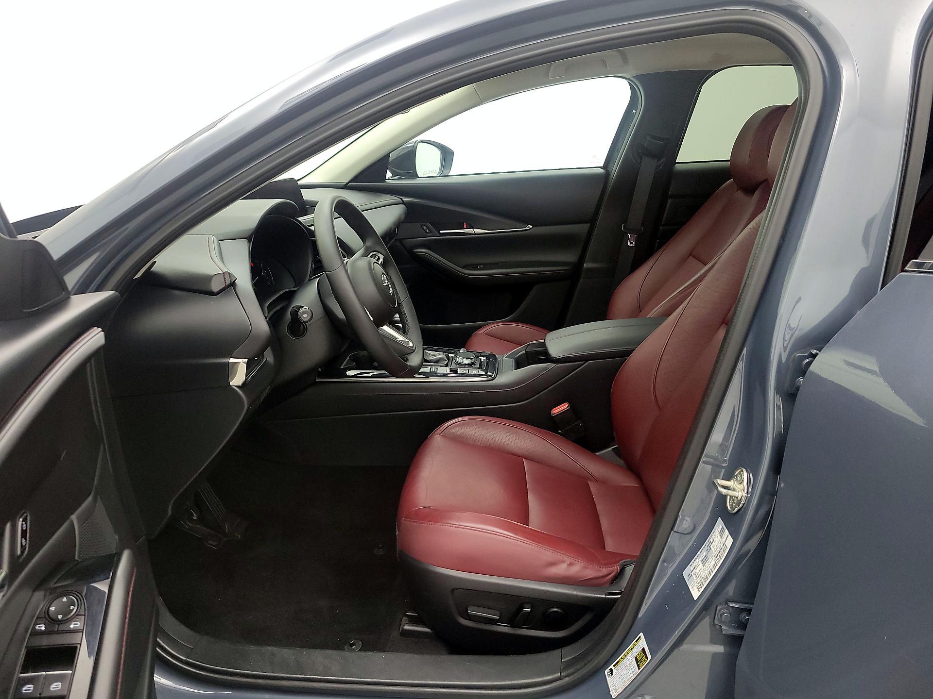 Thumbnail: 2023 Mazda CX-30 - 11