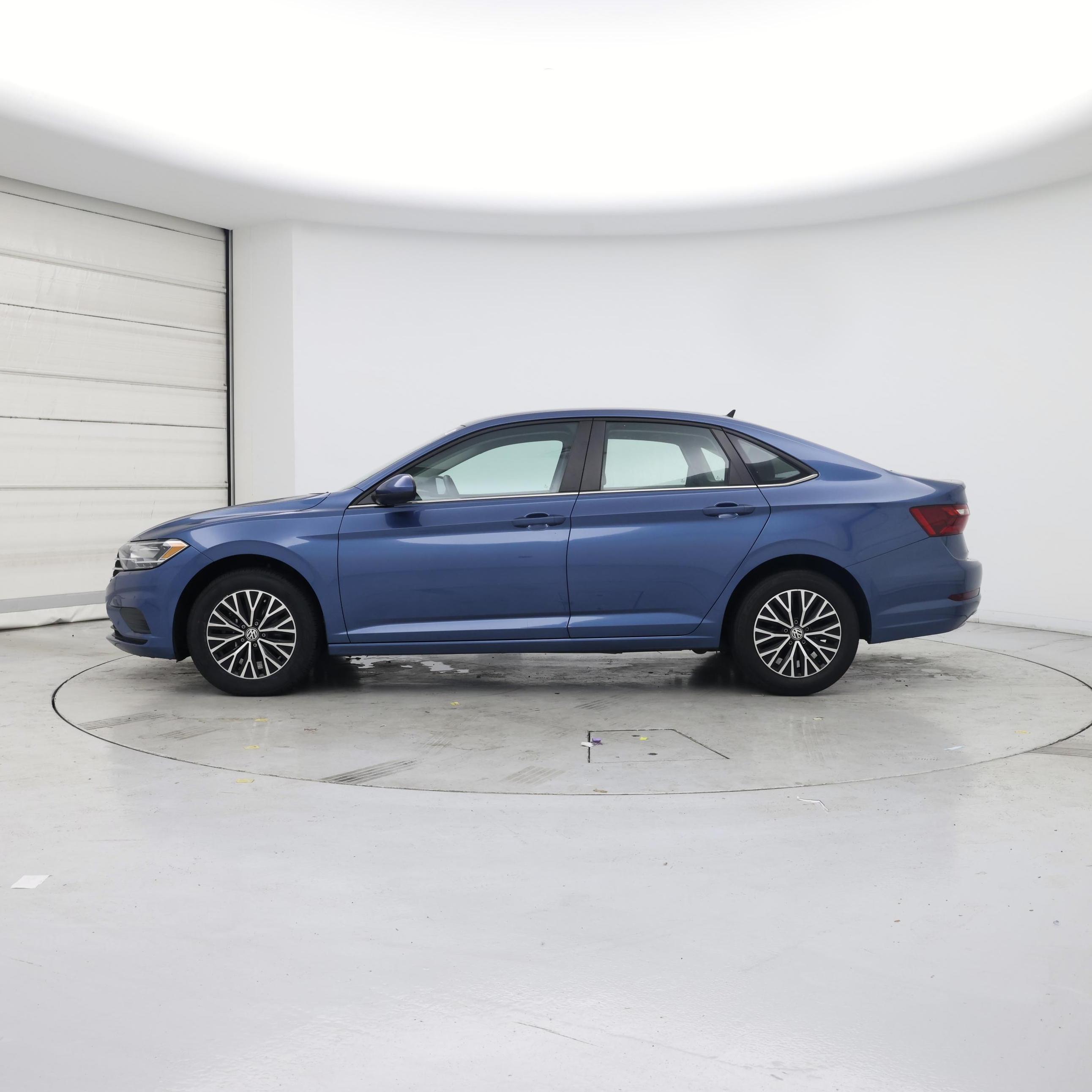 Thumbnail: 2021 Volkswagen Jetta - 3