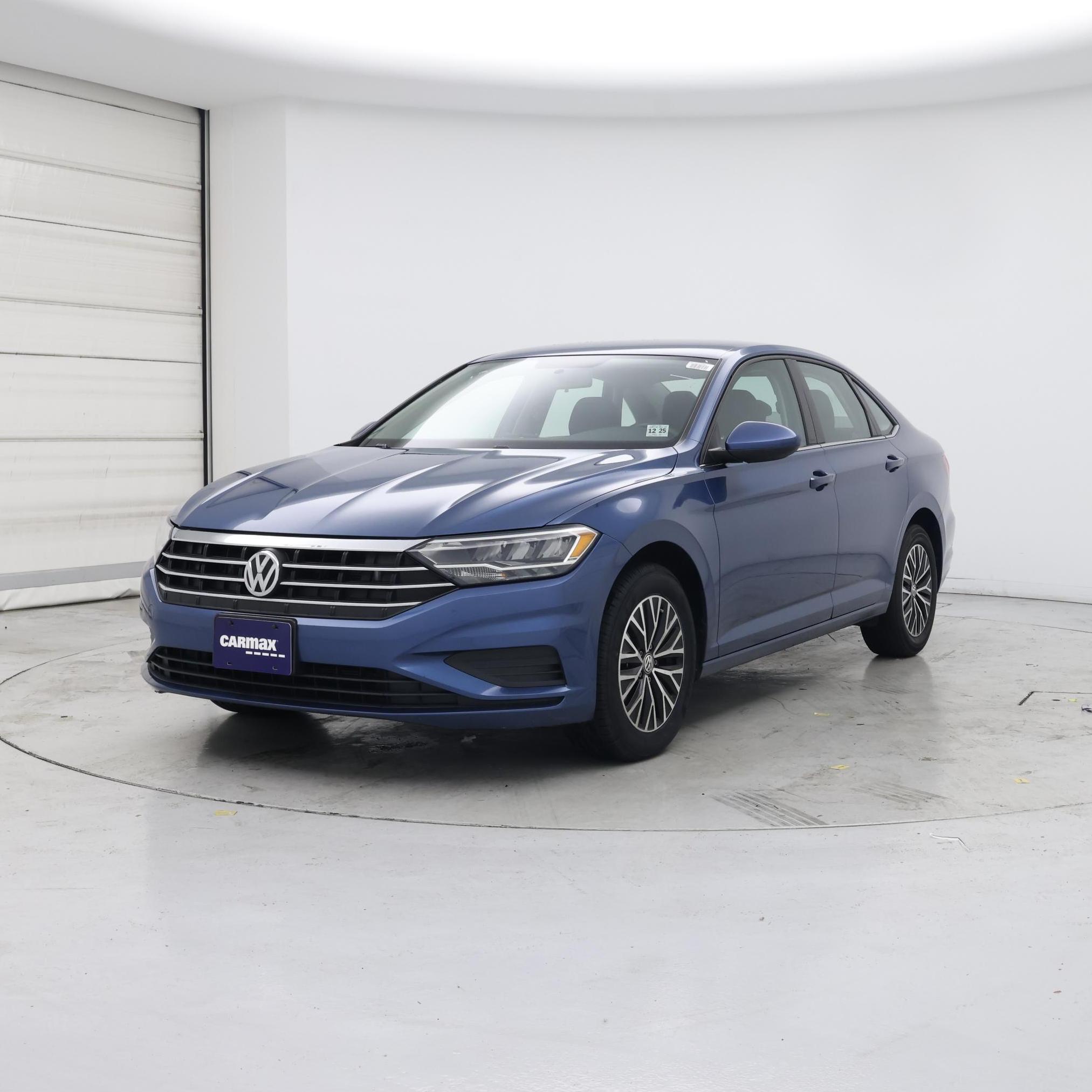 Thumbnail: 2021 Volkswagen Jetta - 4