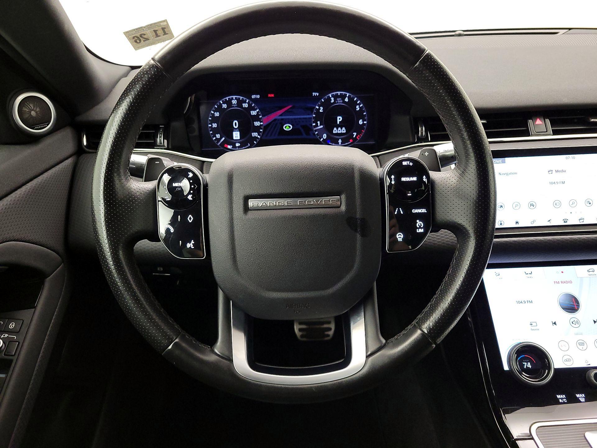 Thumbnail: 2020 Land Rover Range Rover Evoque - 10