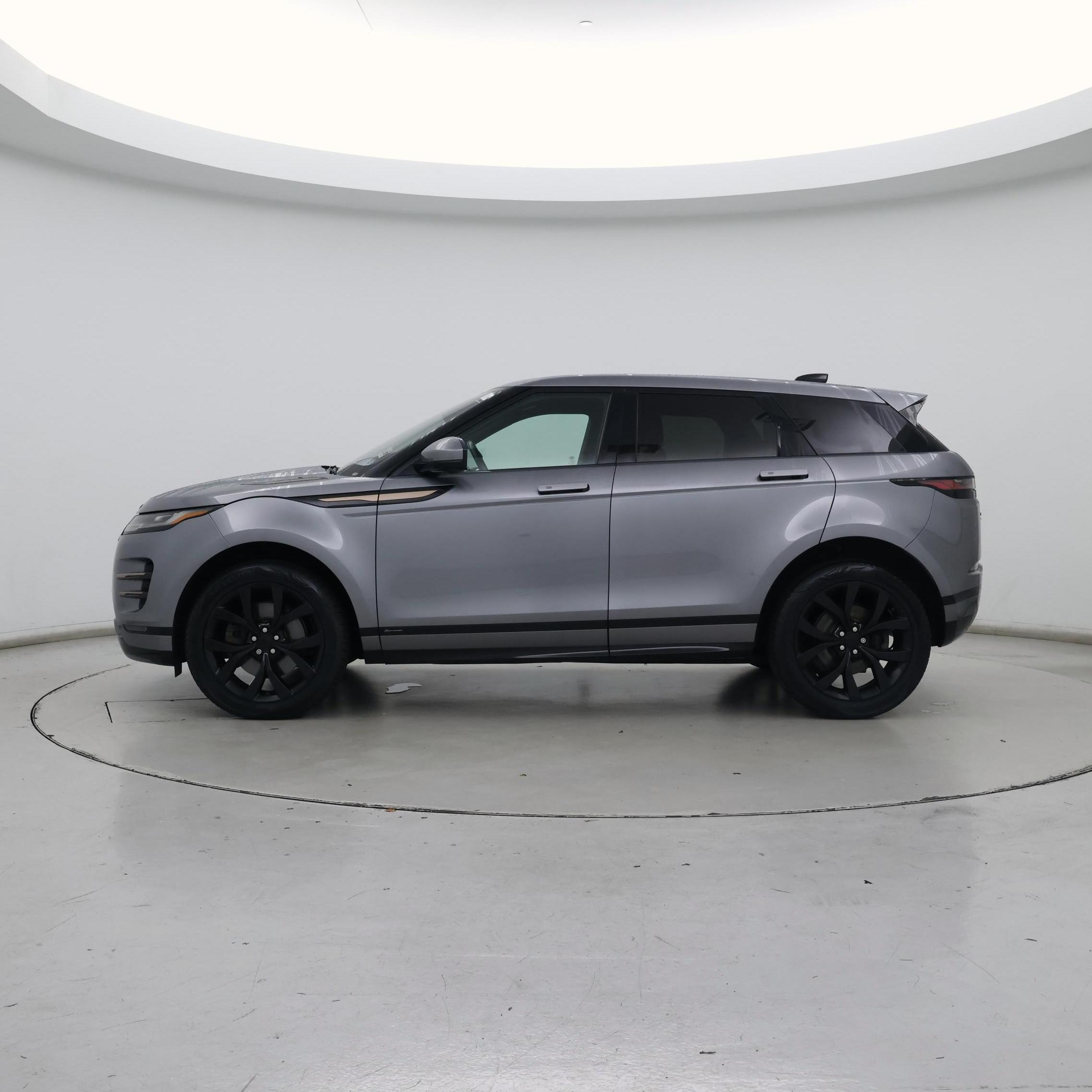 Thumbnail: 2020 Land Rover Range Rover Evoque - 3