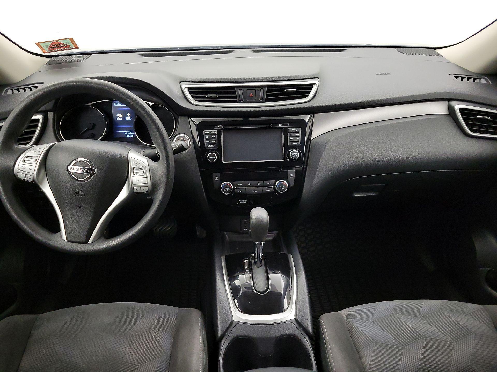 Thumbnail: 2016 Nissan Rogue - 9