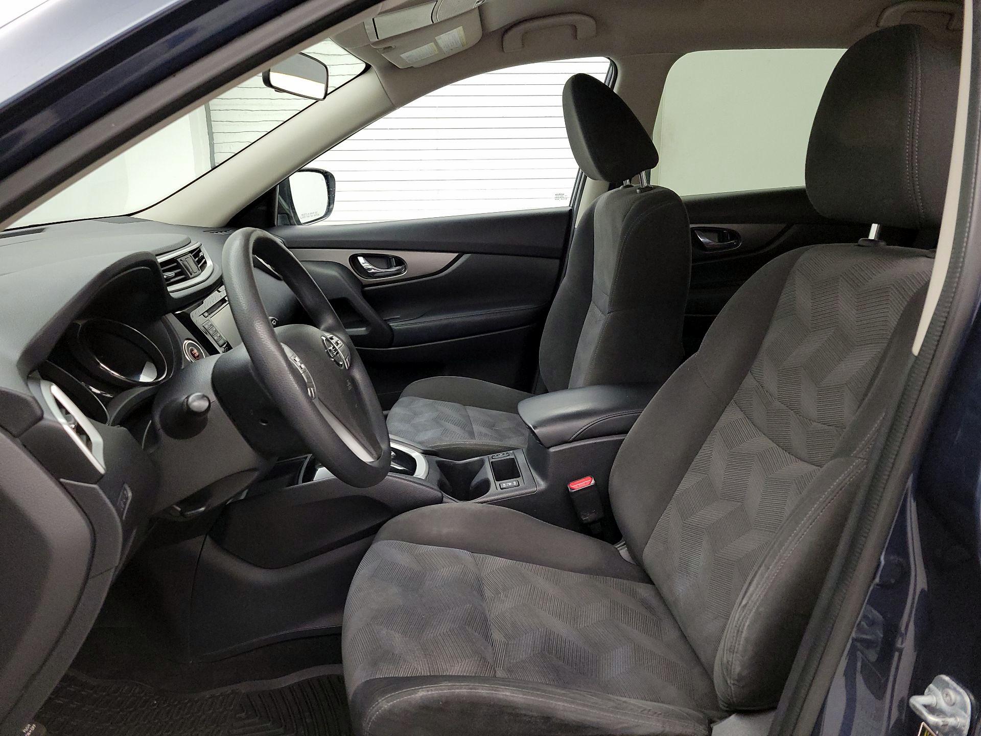 Thumbnail: 2016 Nissan Rogue - 11
