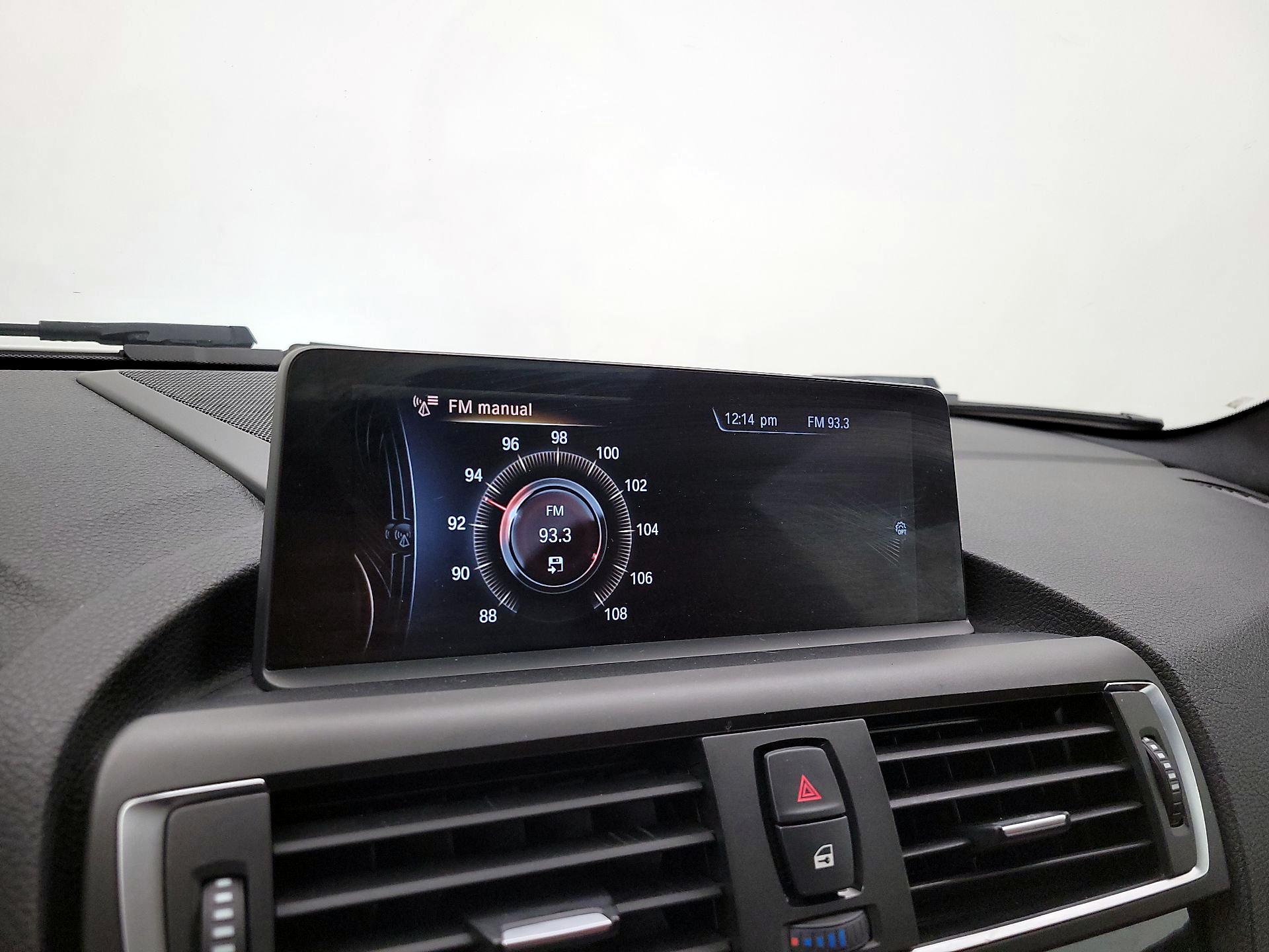 Thumbnail: 2016 BMW 2 Series - 16